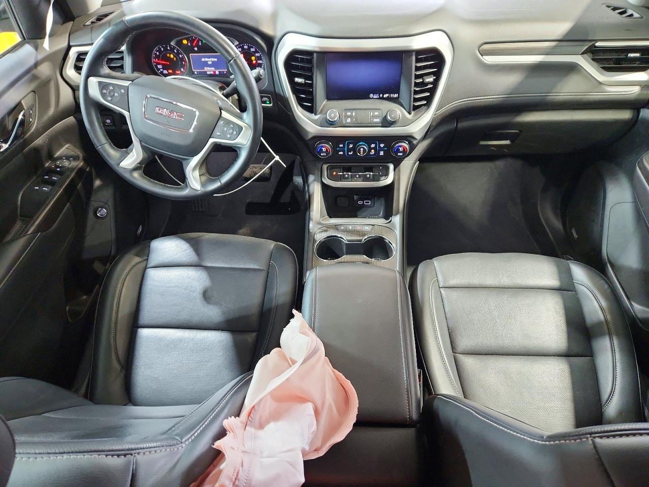 2023 GMC ACADIA SLT photo 15