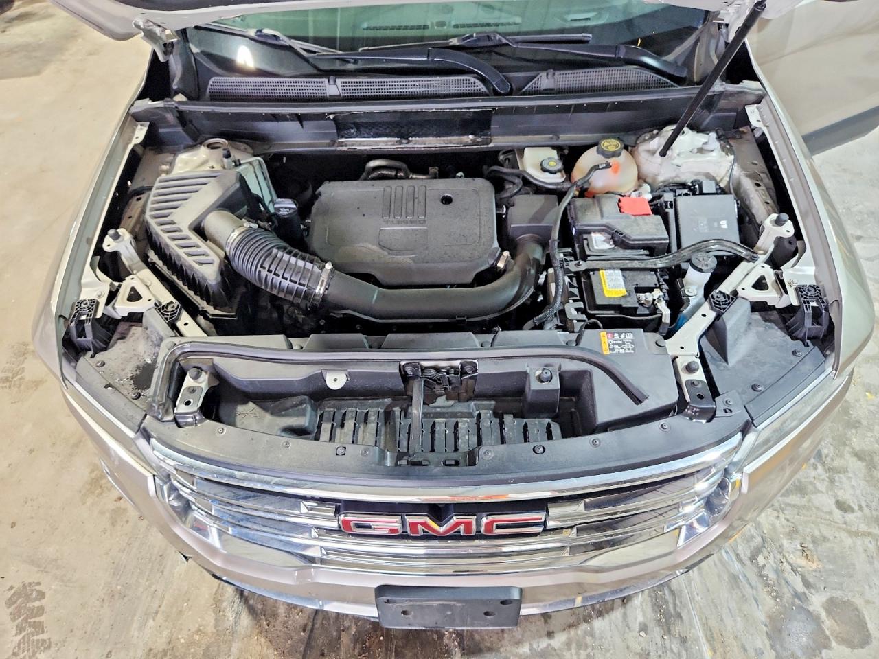 2023 GMC ACADIA SLT photo 23