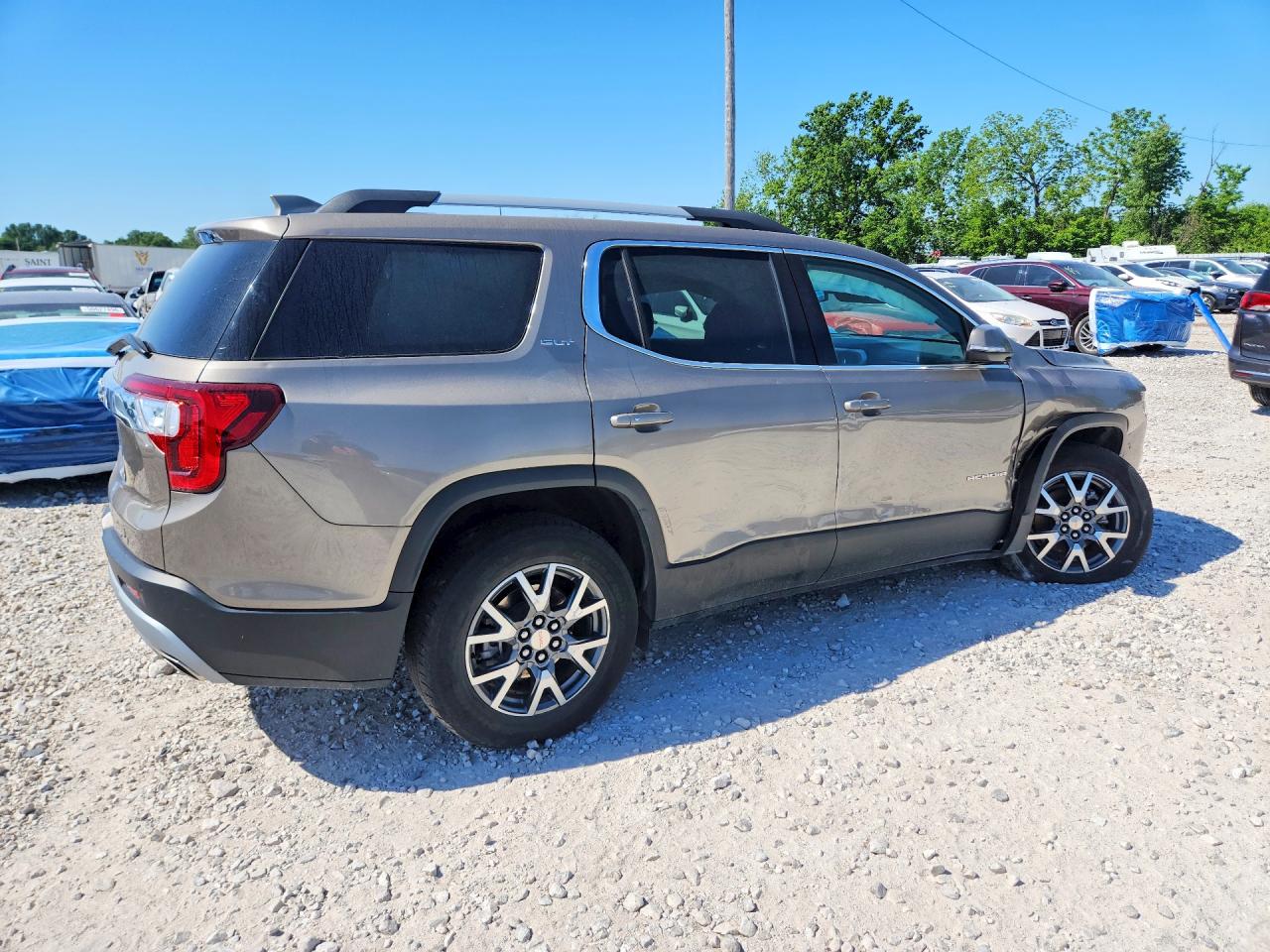 2023 GMC ACADIA SLT photo 5