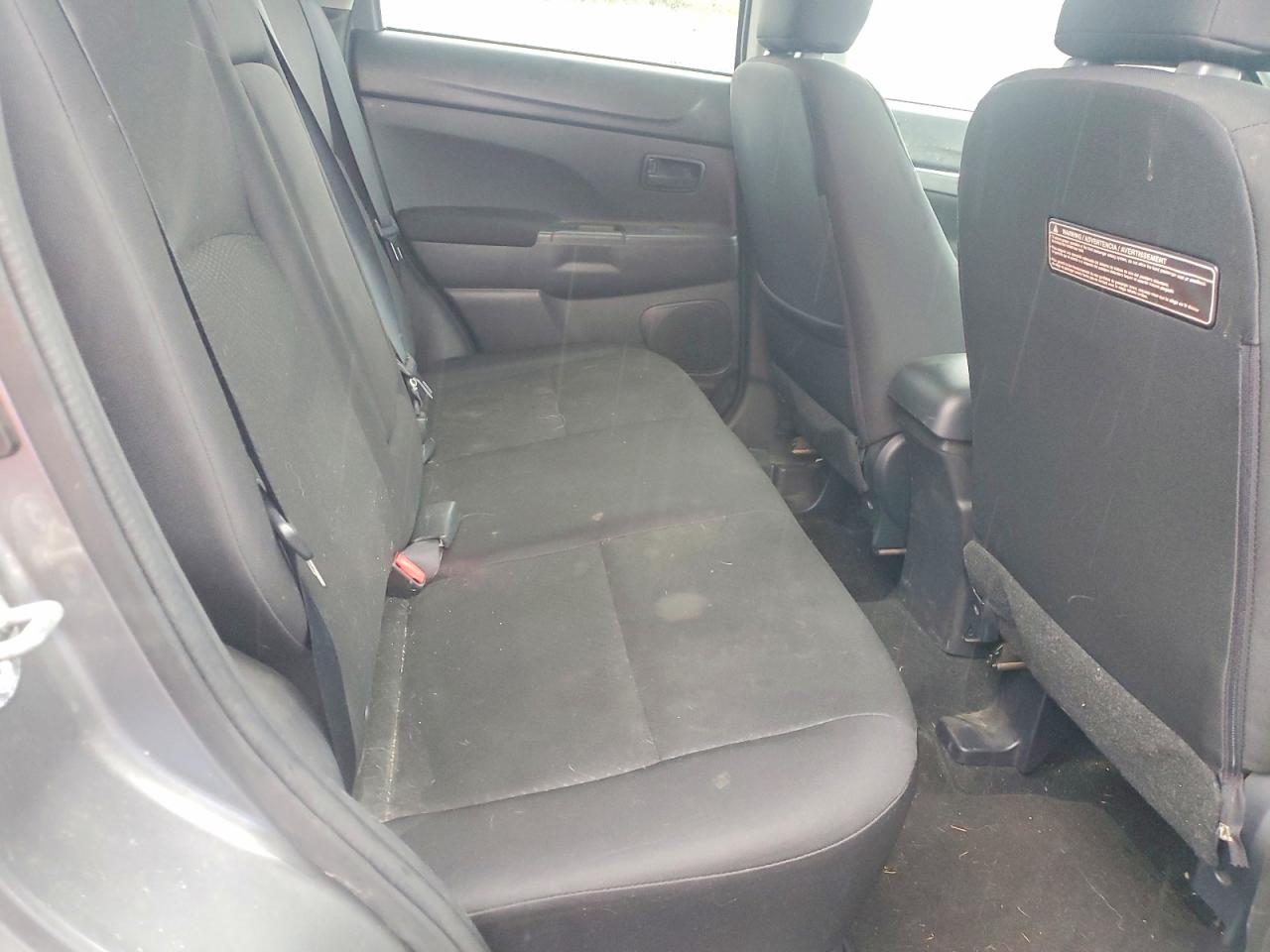2014 MITSUBISHI OUTLANDER SPORT ES photo 19