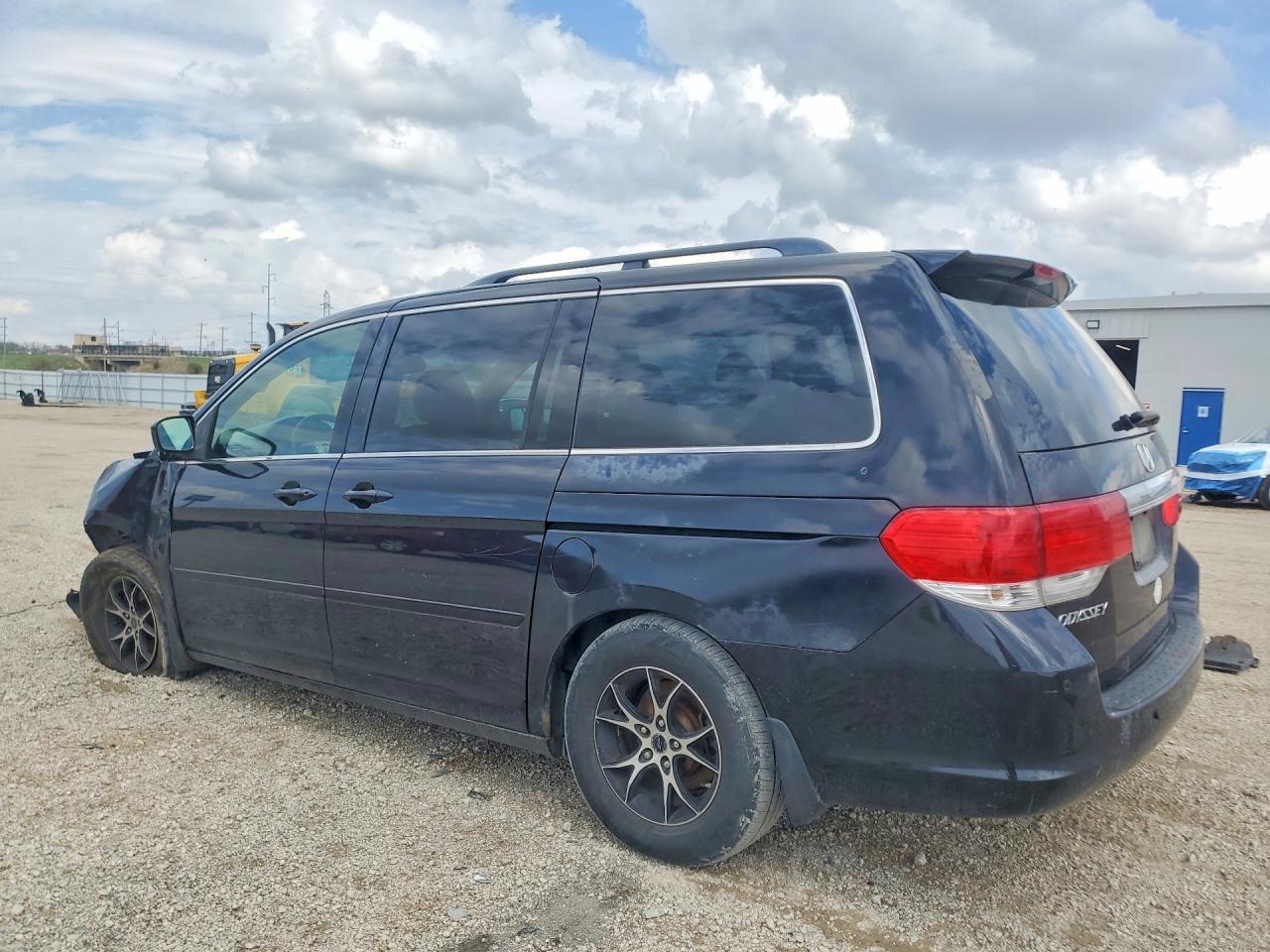 2008 HONDA ODYSSEY TOURING photo 2