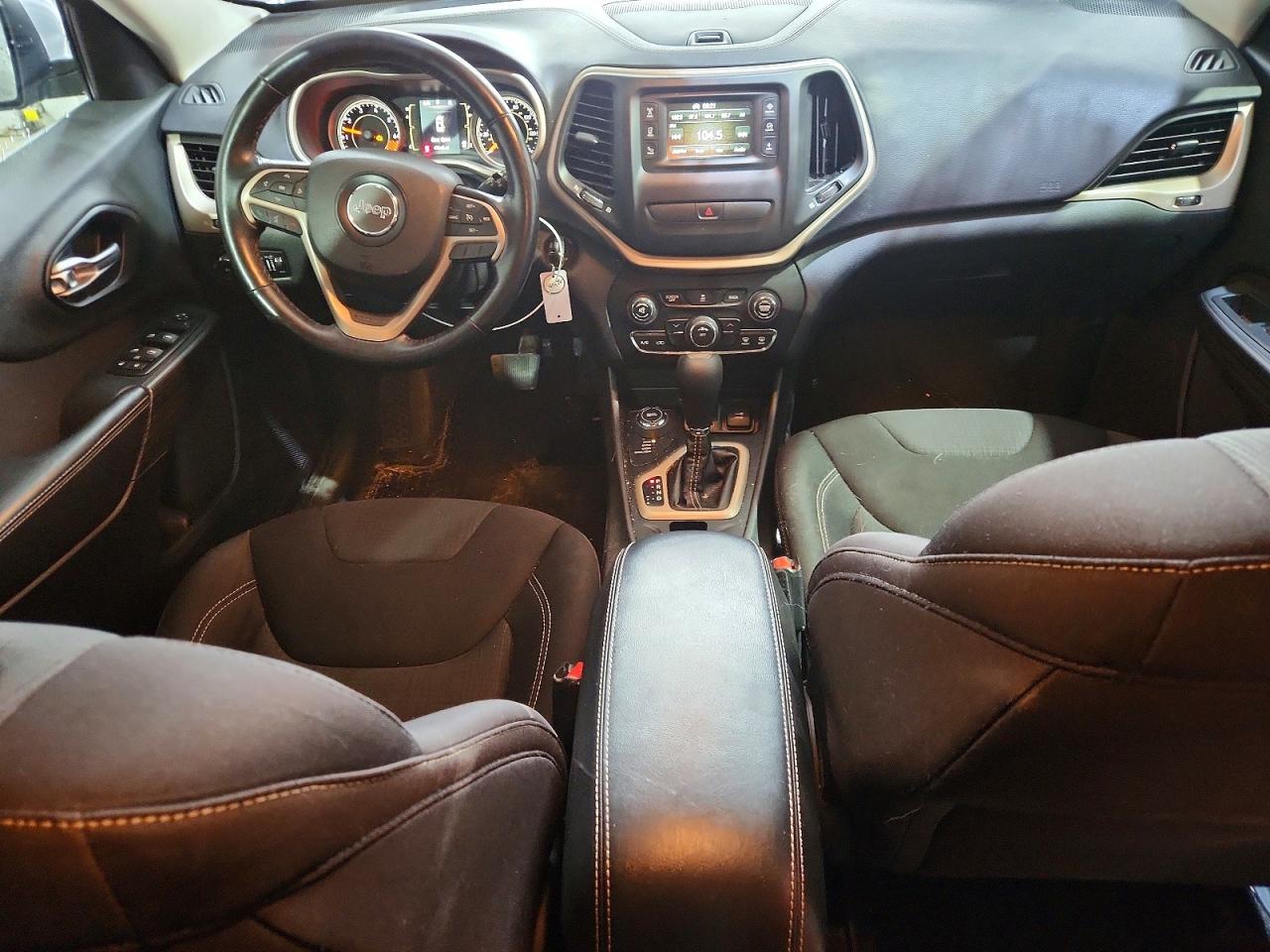 2015 JEEP CHEROKEE LATITUDE photo 15