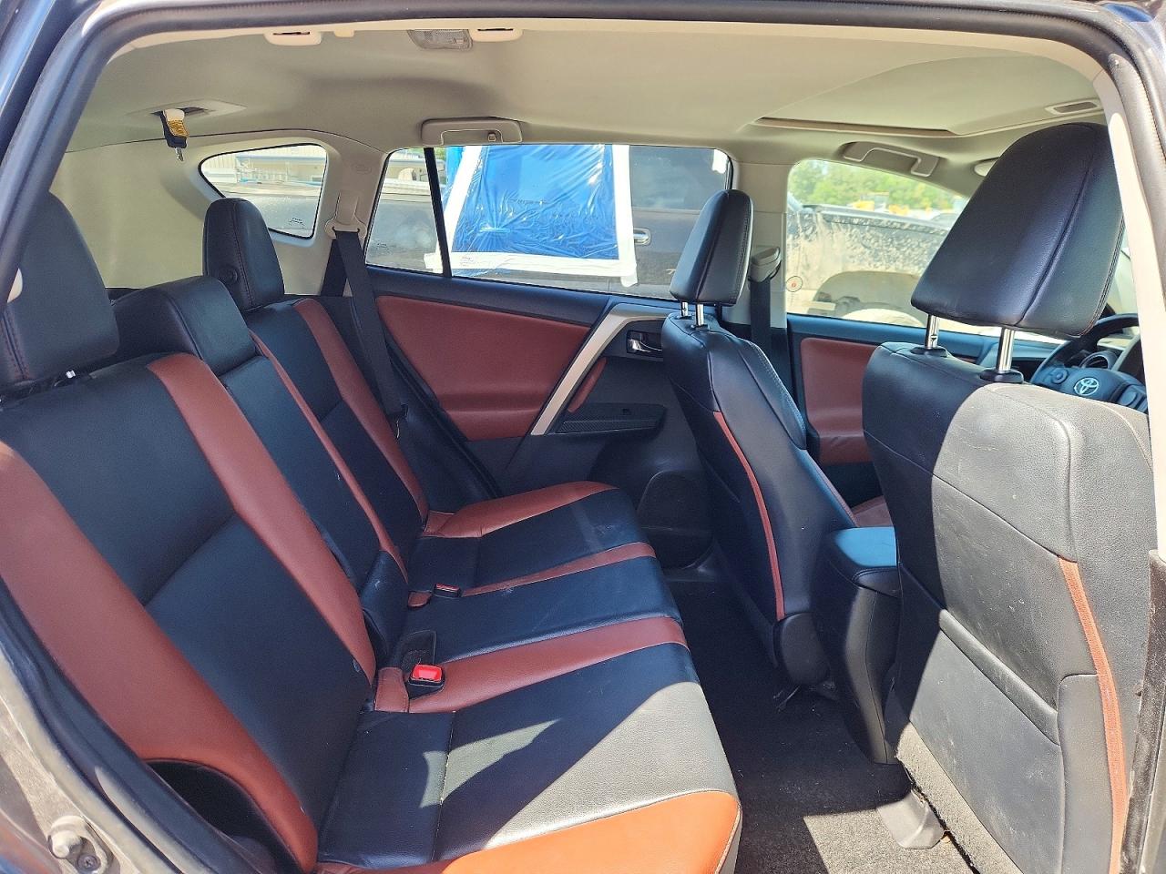 2014 TOYOTA RAV4 LIMITED photo 10