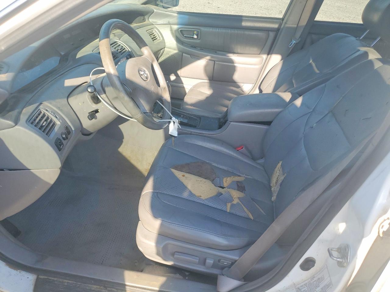 2003 TOYOTA AVALON XL photo 13