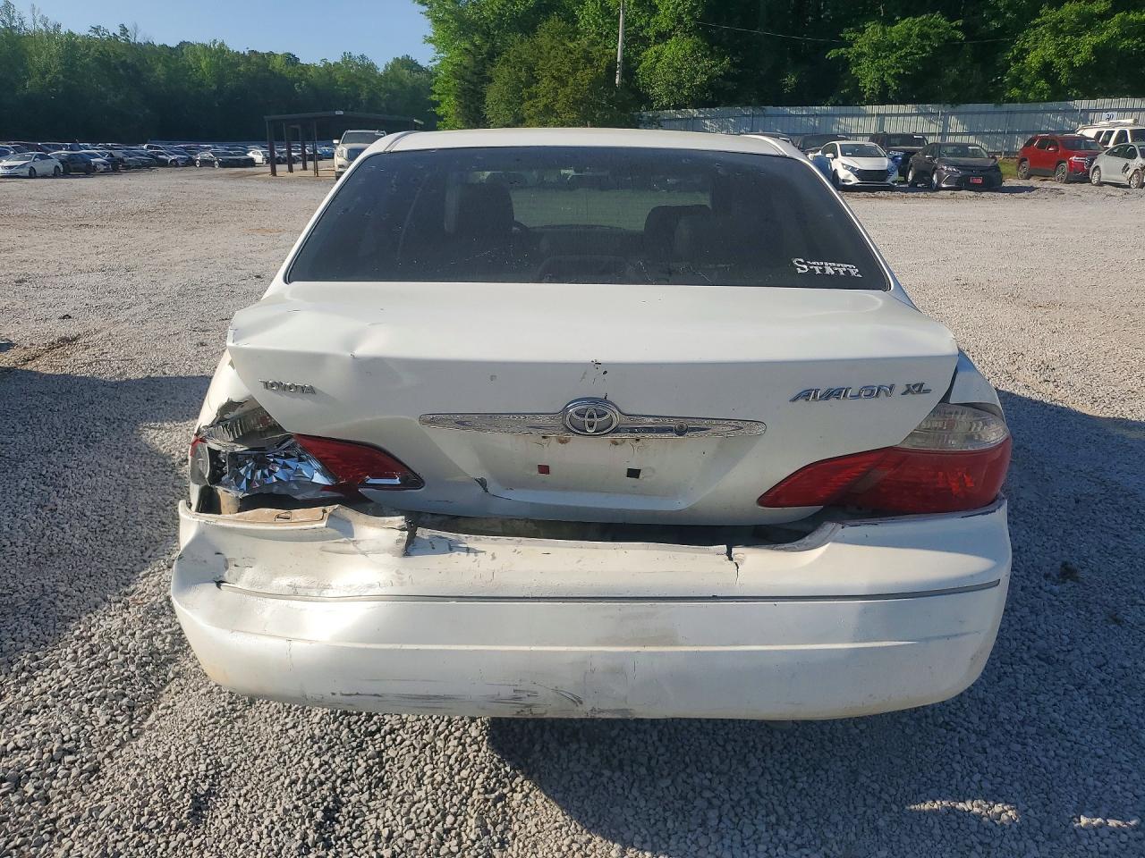 2003 TOYOTA AVALON XL photo 11