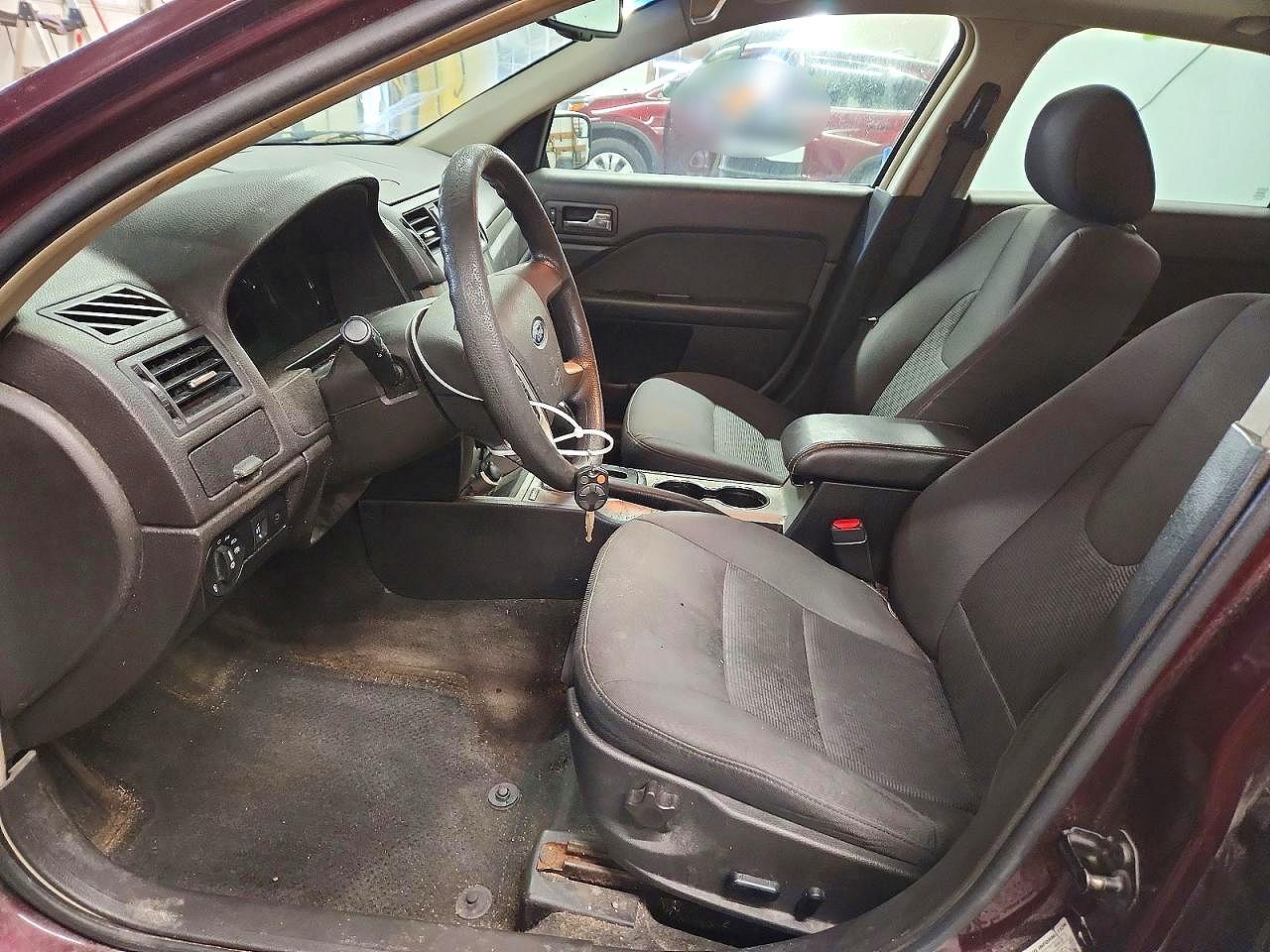 2011 FORD FUSION SE photo 13