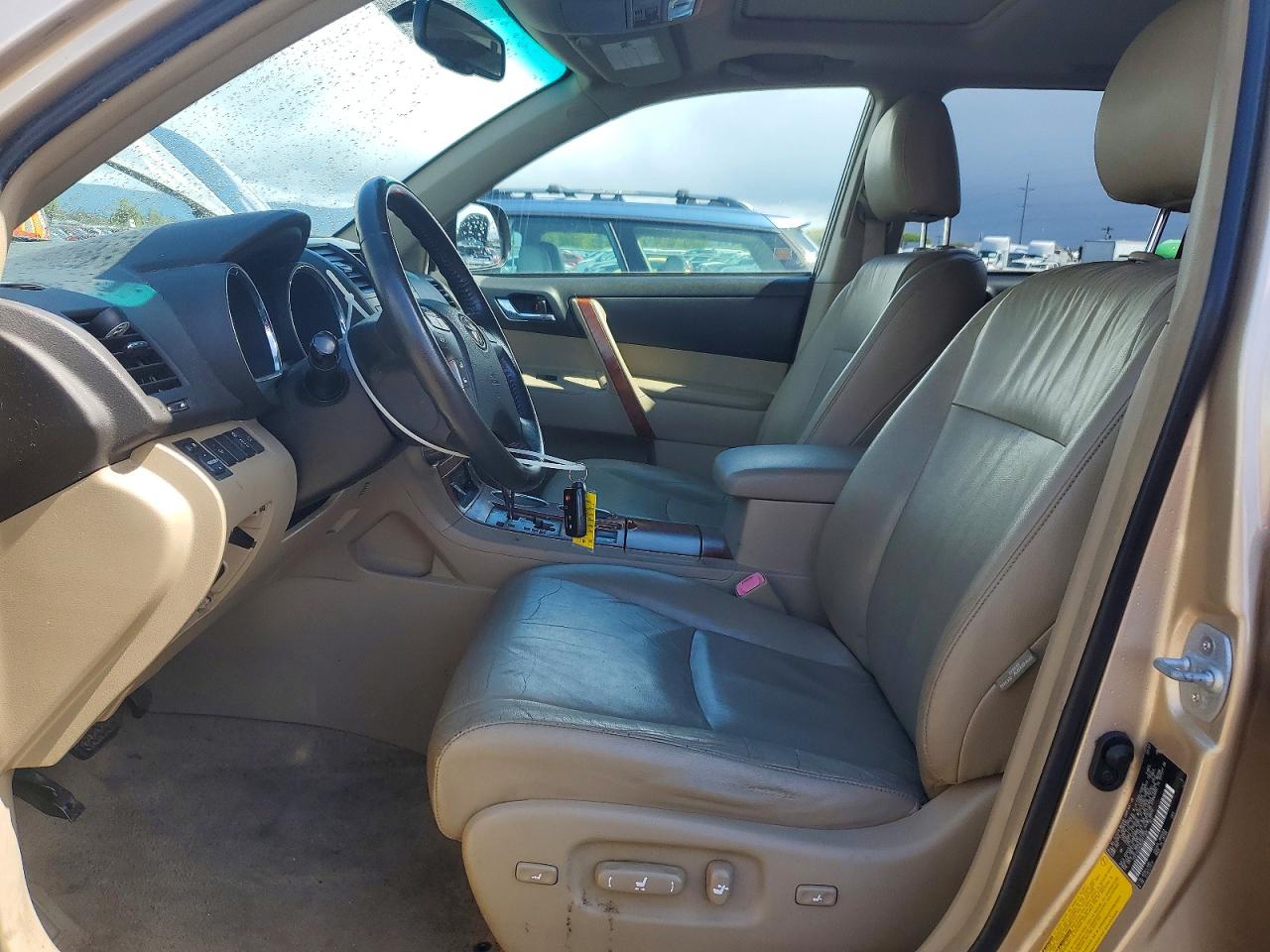 2008 TOYOTA HIGHLANDER LIMITED photo 7