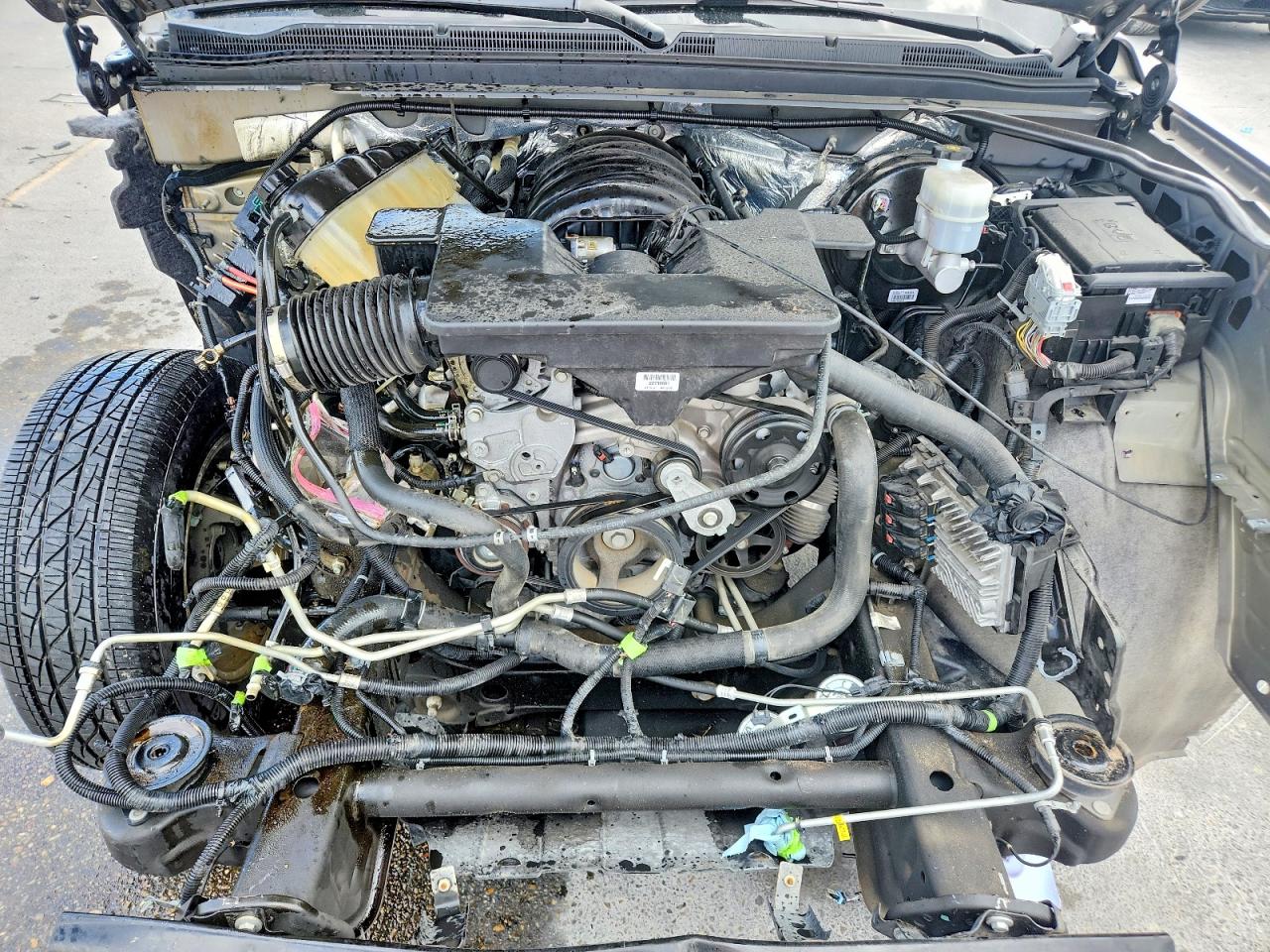 2018 CHEVROLET SUBURBAN C1500 LS photo 21