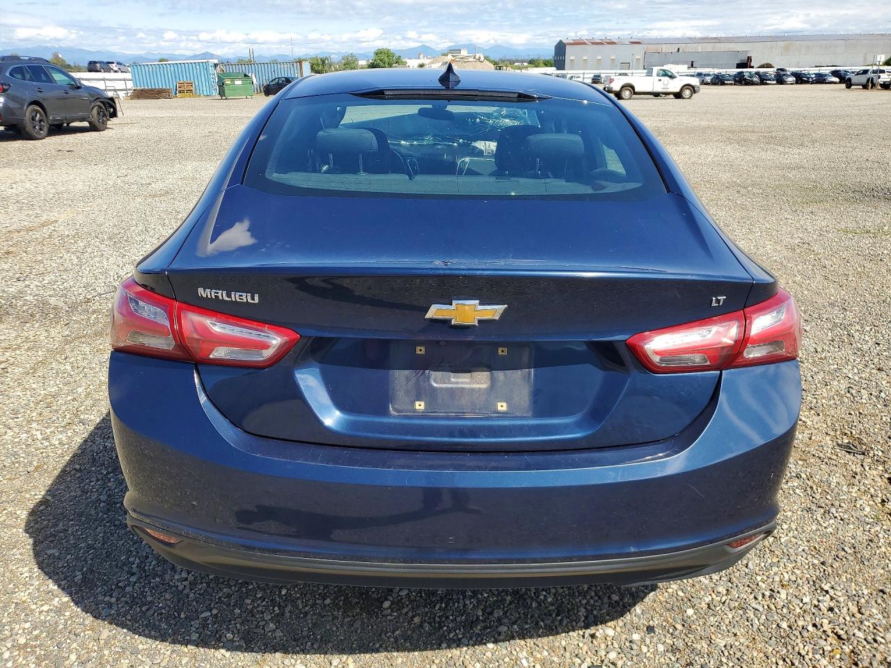 2020 CHEVROLET MALIBU LT photo 16