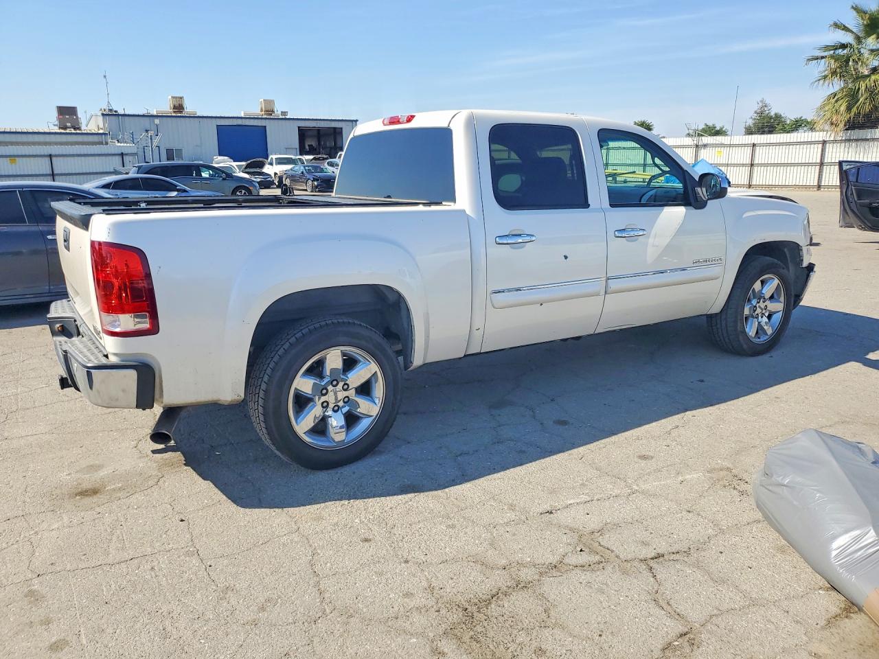 2012 GMC SIERRA C1500 SLT photo 3