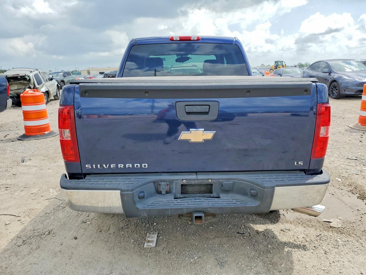 2009 CHEVROLET SILVERADO C1500 photo 11