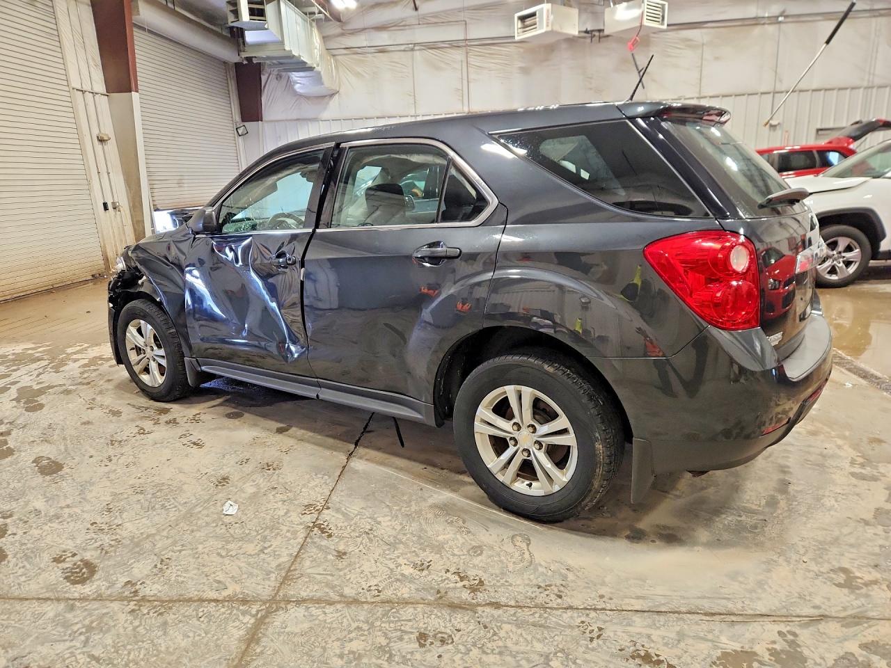 2014 CHEVROLET EQUINOX LS photo 4