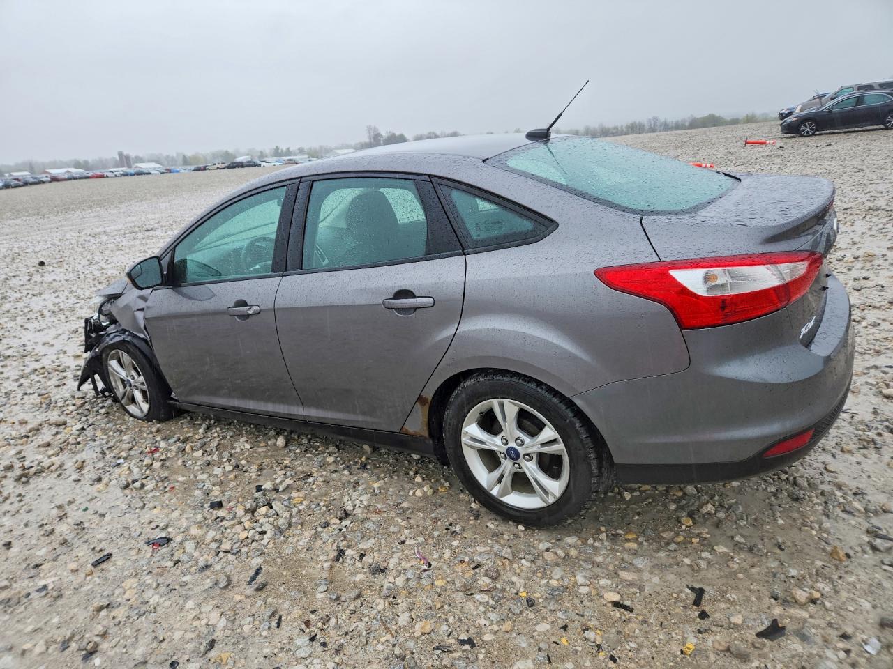 2014 FORD FOCUS SE photo 3