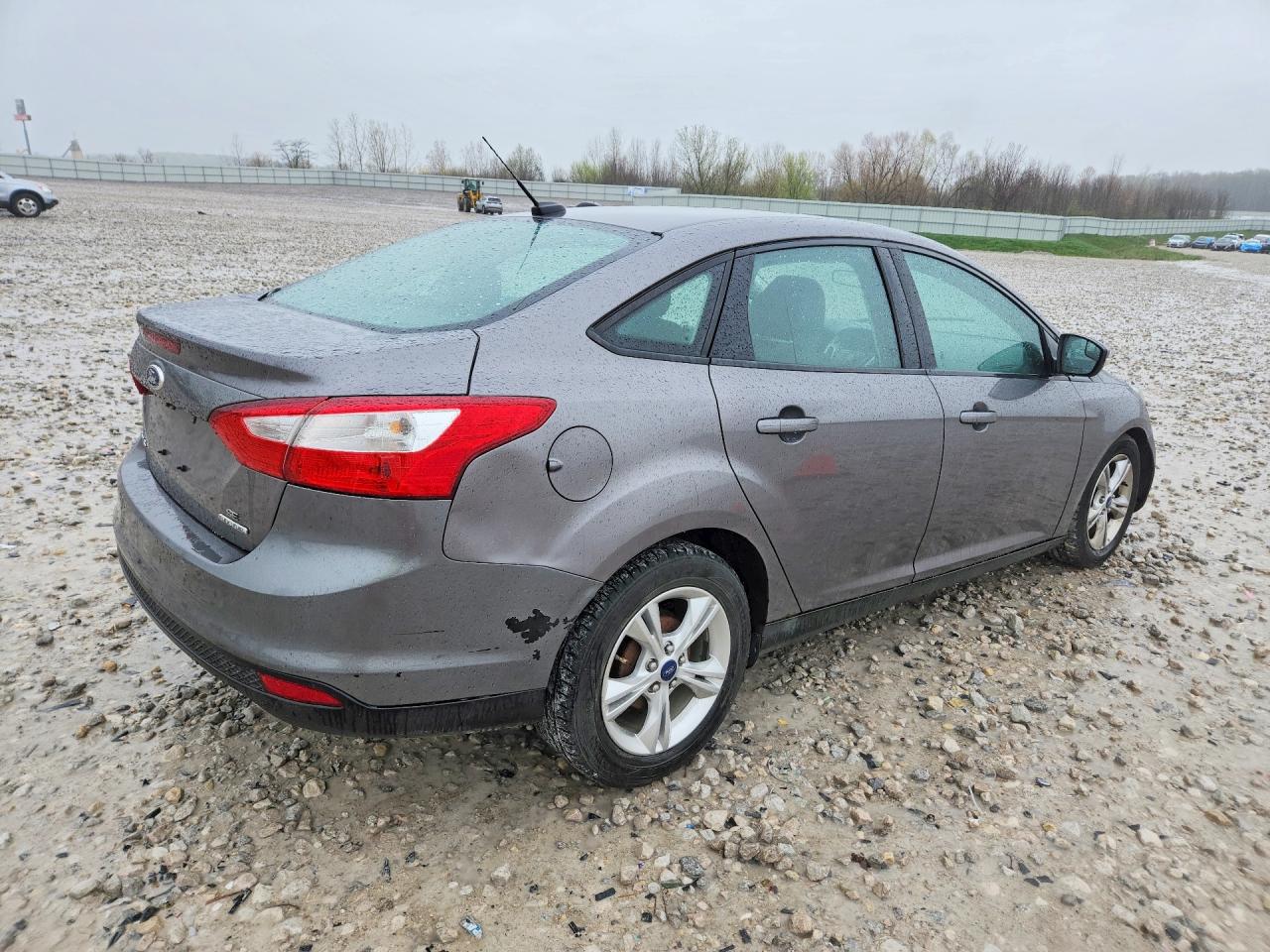 2014 FORD FOCUS SE photo 5
