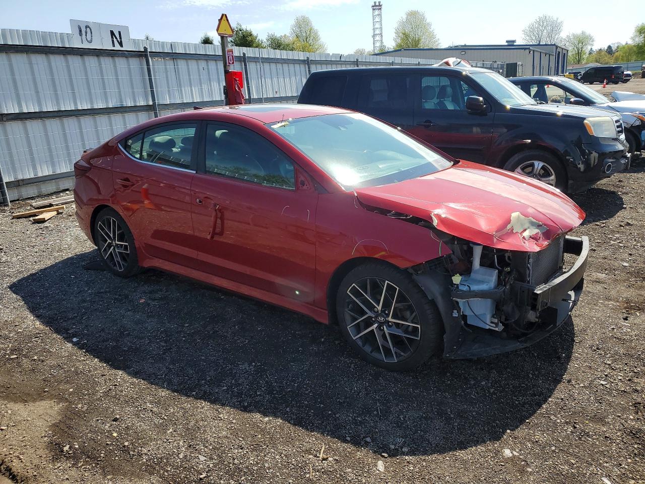 2019 HYUNDAI ELANTRA SPORT photo 4