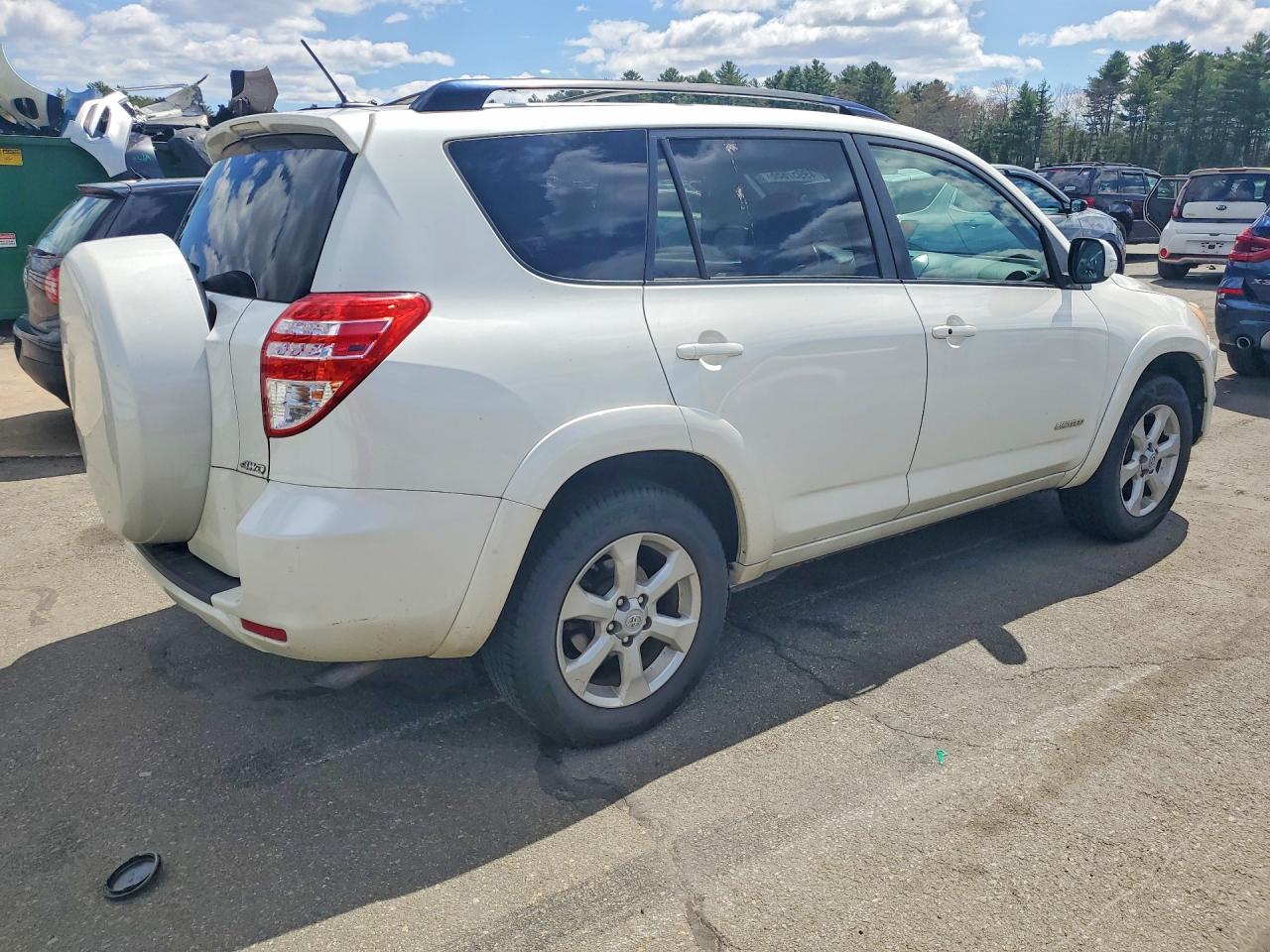 2011 TOYOTA RAV4 LIMITED photo 5