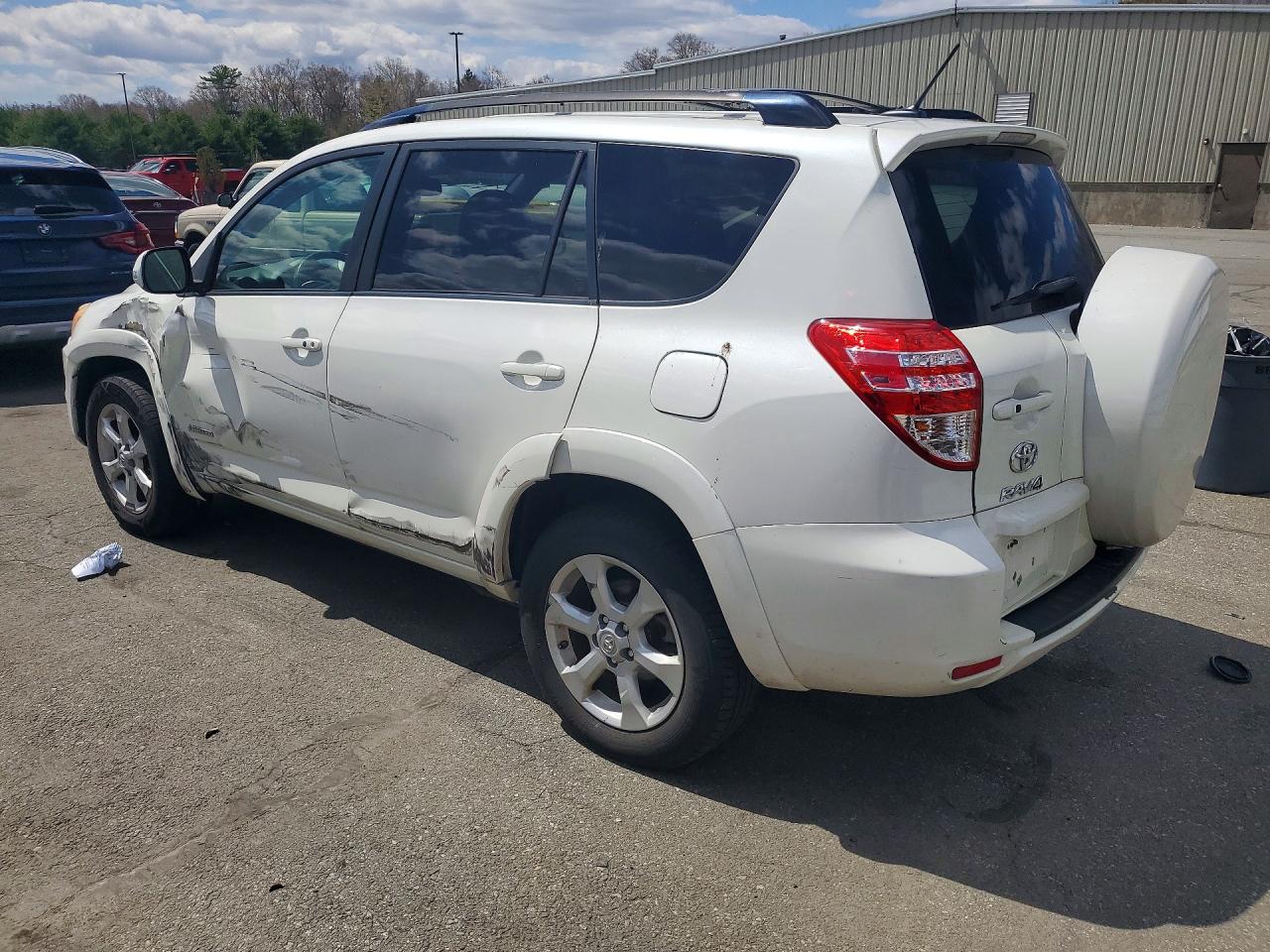 2011 TOYOTA RAV4 LIMITED photo 3
