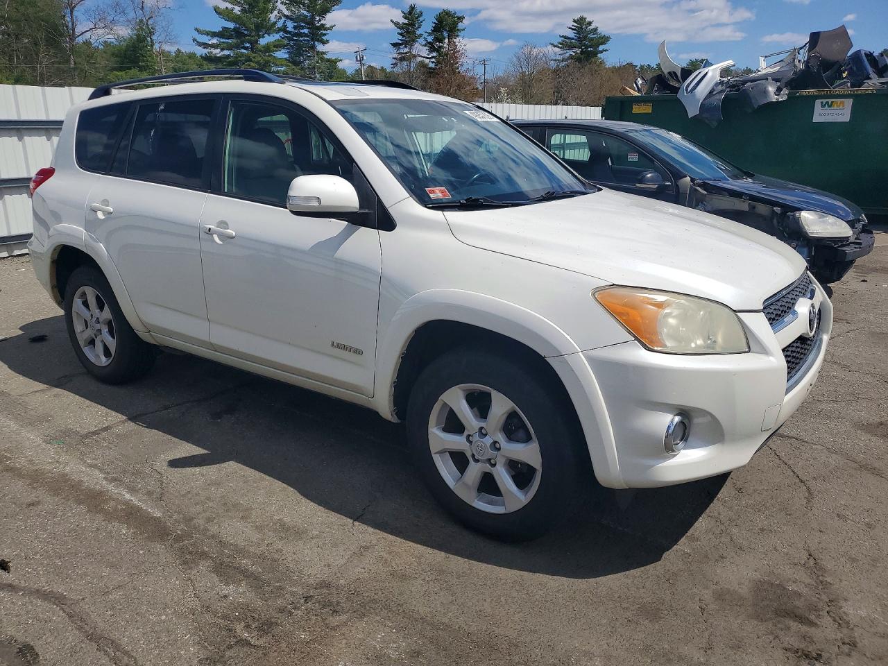 2011 TOYOTA RAV4 LIMITED photo 7