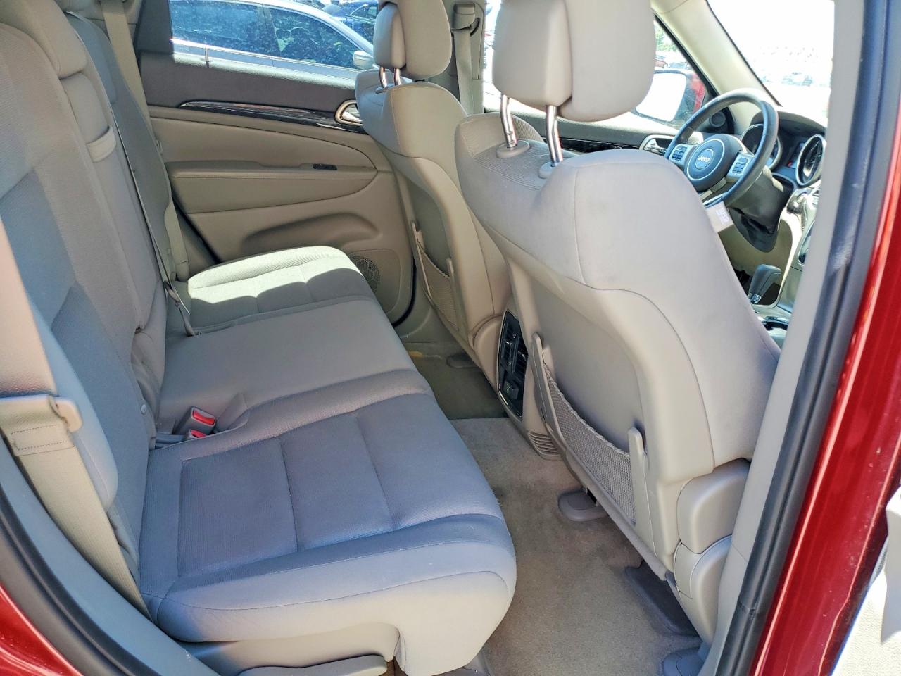 2012 JEEP GRAND CHEROKEE LAREDO photo 31