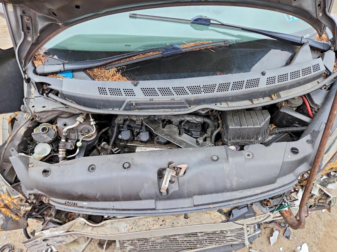 2011 HONDA CIVIC LX photo 21