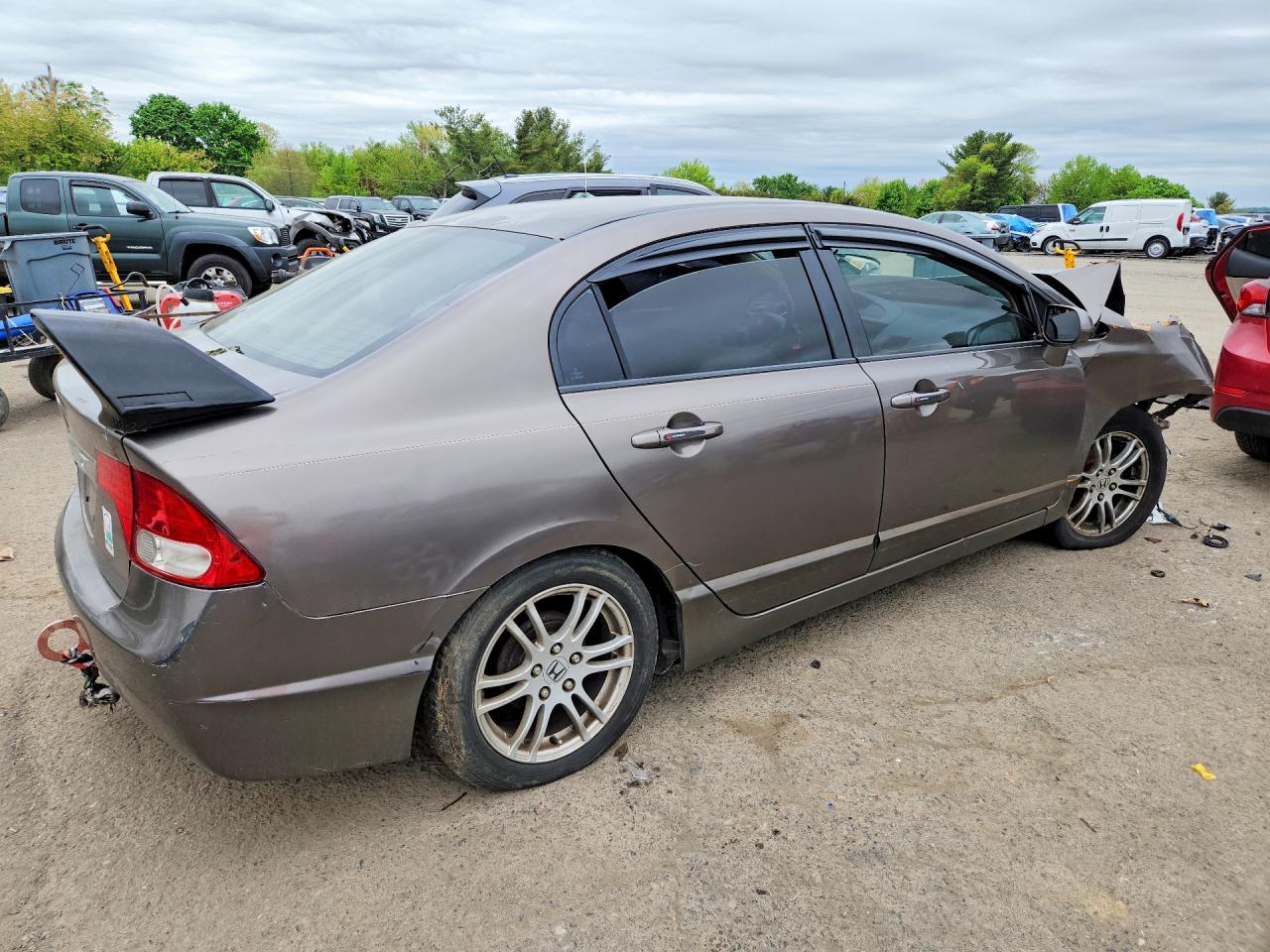 2011 HONDA CIVIC LX photo 5