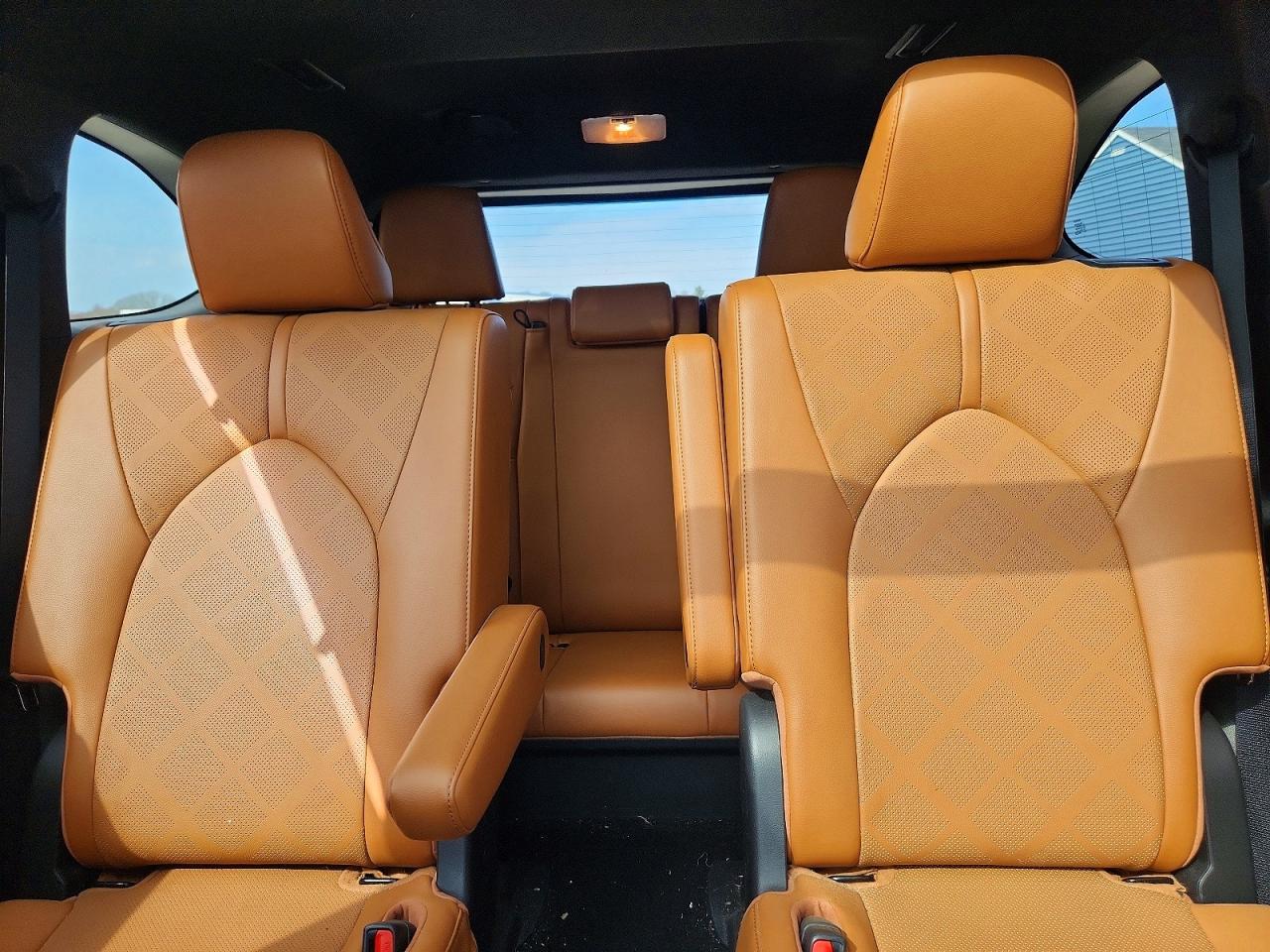 2022 TOYOTA HIGHLANDER PLATINUM photo 19