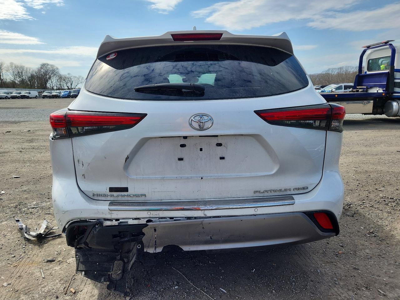 2022 TOYOTA HIGHLANDER PLATINUM photo 11