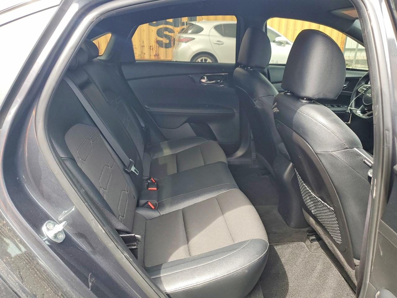 2023 KIA FORTE GT LINE photo 19