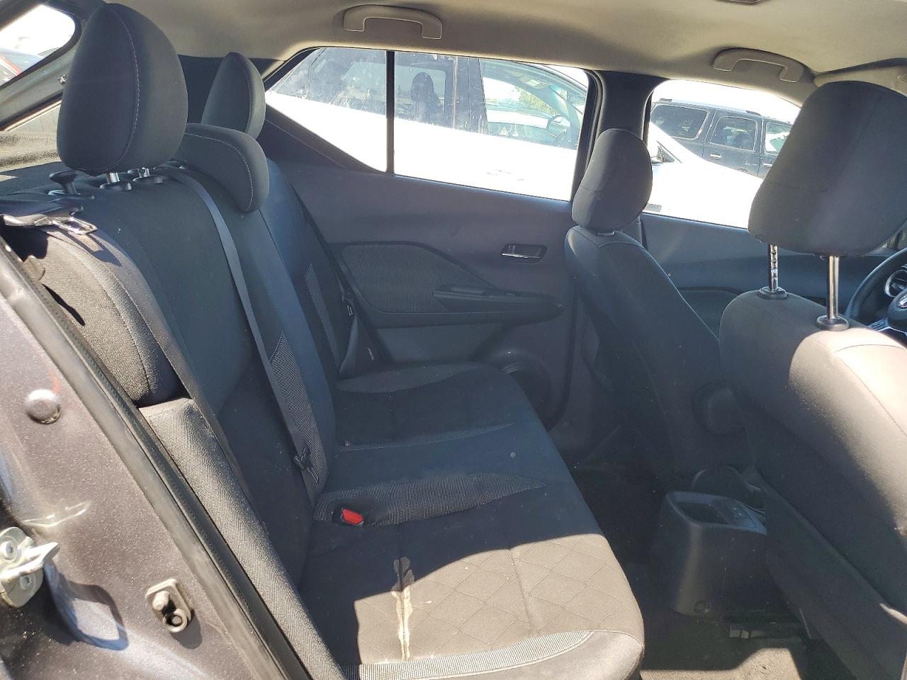 2020 NISSAN KICKS SV photo 21