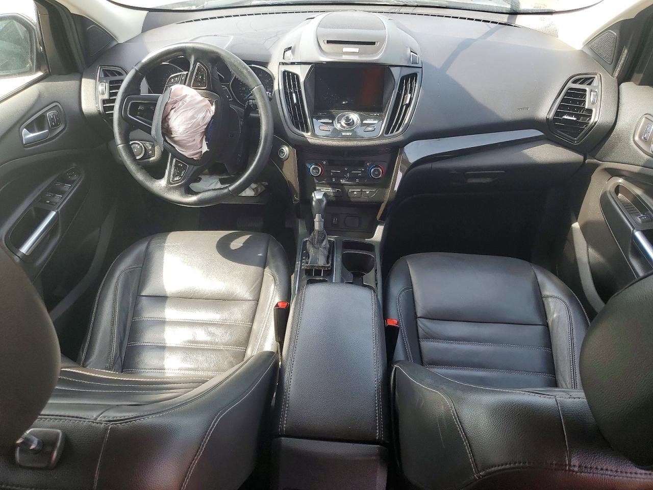 2017 FORD ESCAPE TITANIUM photo 22