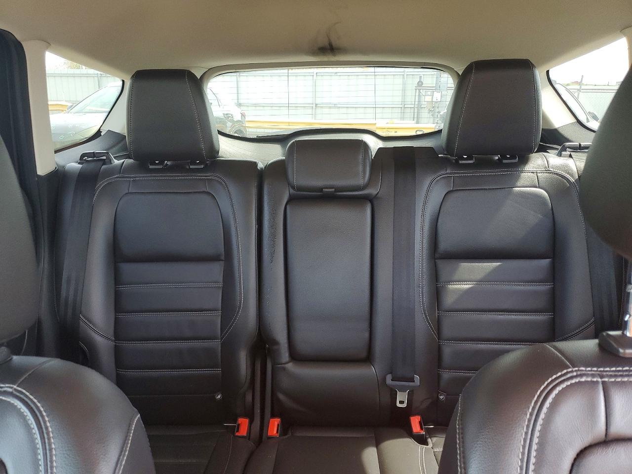2017 FORD ESCAPE TITANIUM photo 28