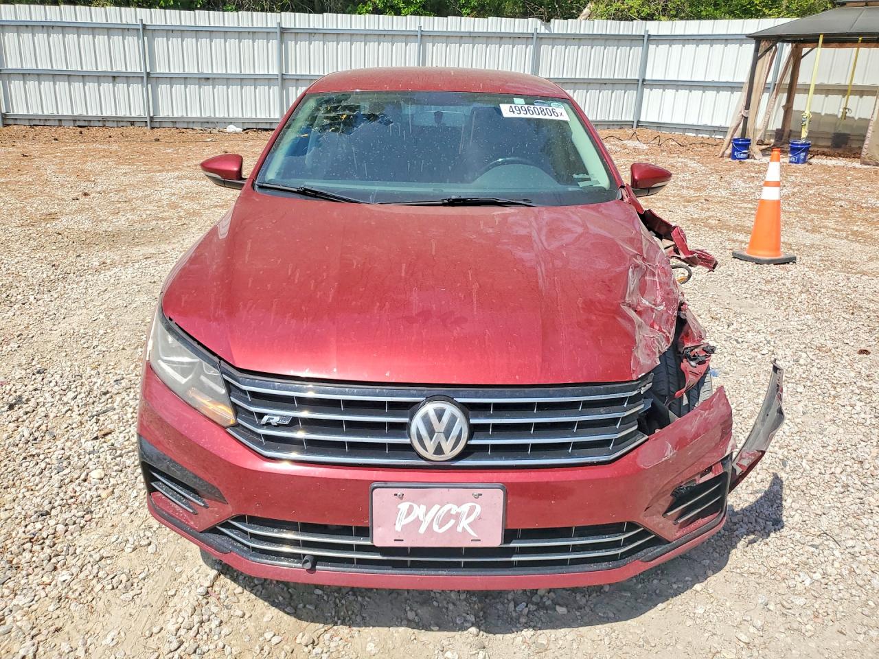 2017 VOLKSWAGEN PASSAT R-LINE photo 5