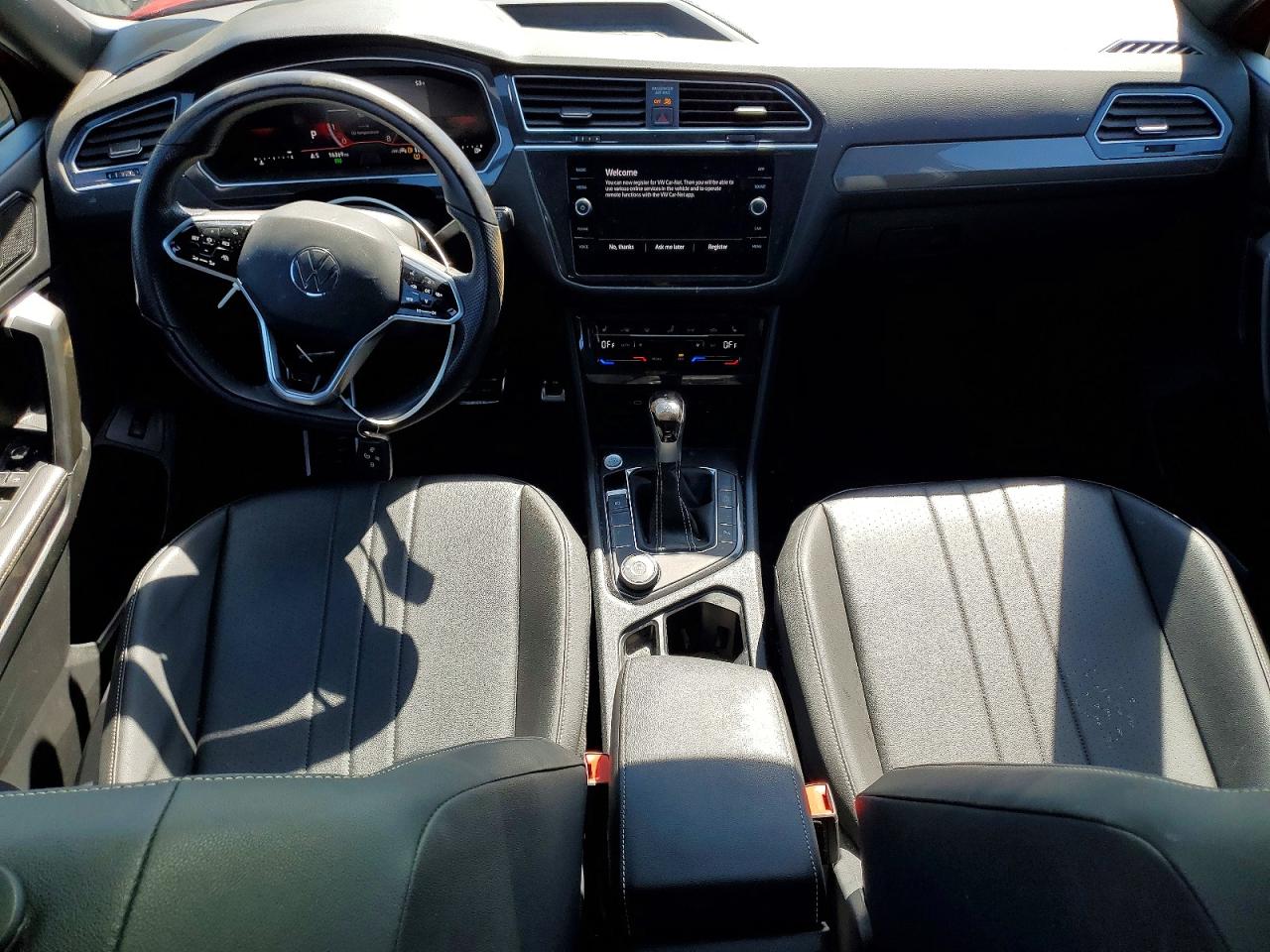 2024 VOLKSWAGEN TIGUAN SE R-LINE BLACK photo 15