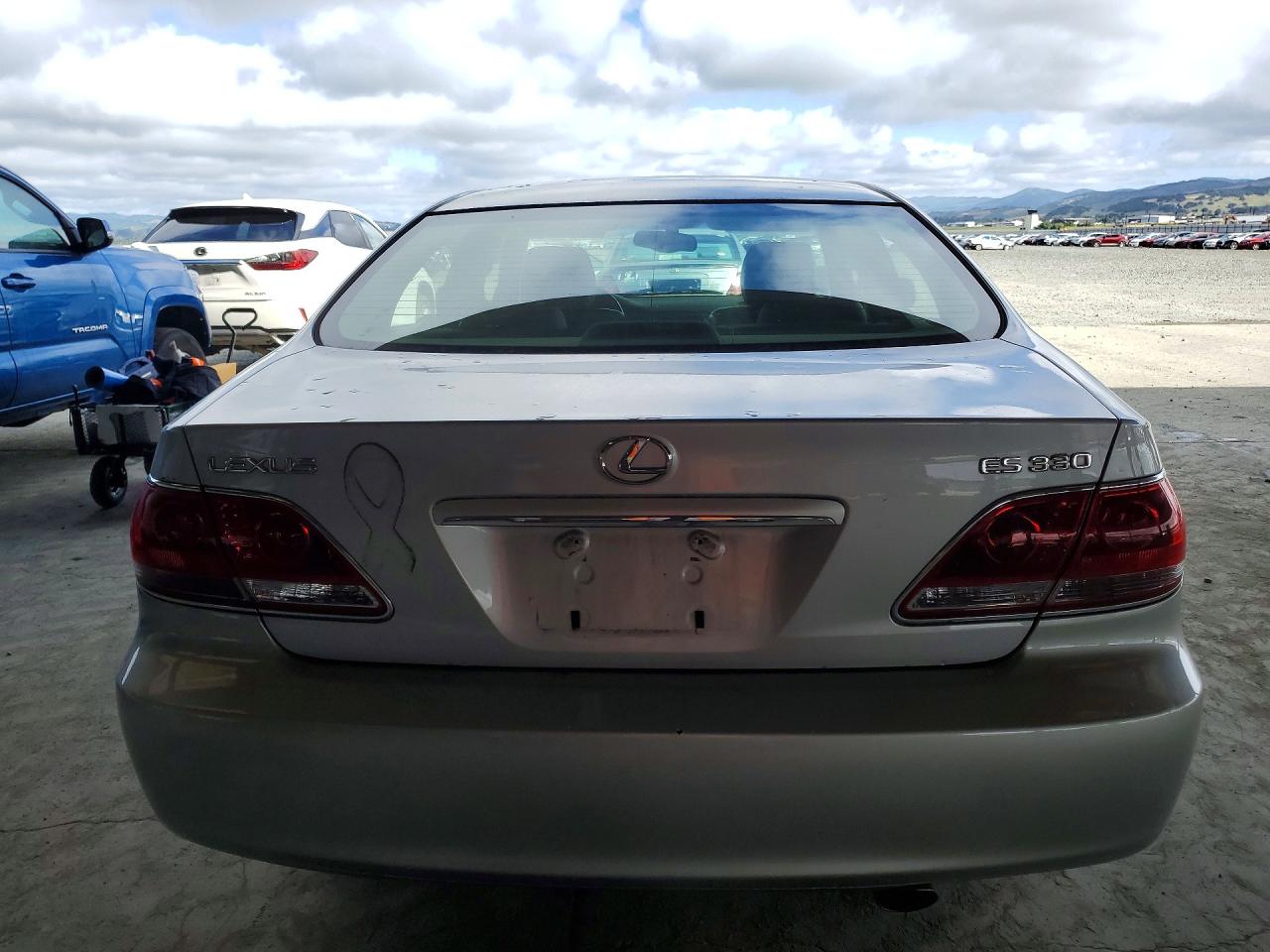 2005 LEXUS ES 330 photo 11