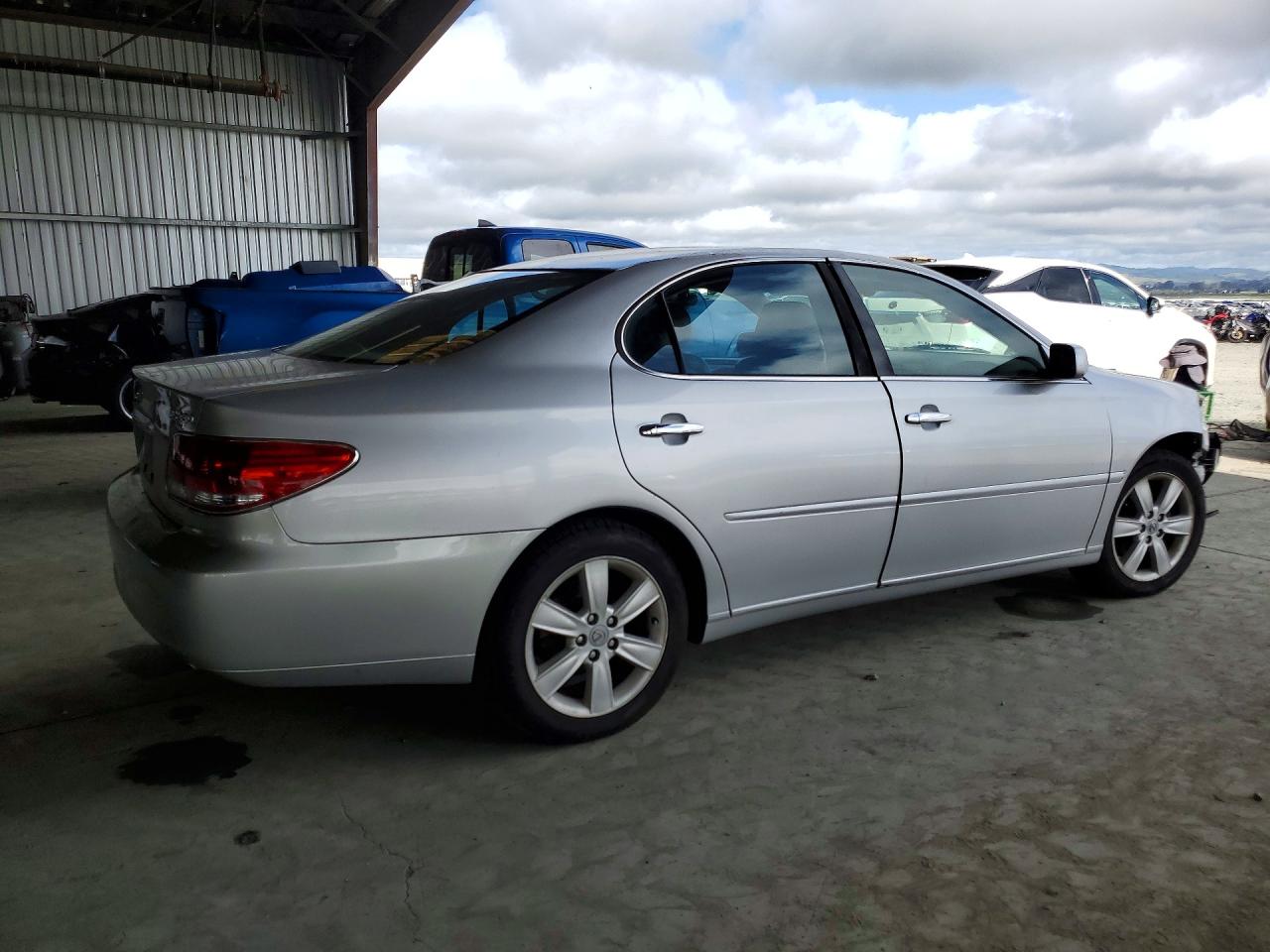 2005 LEXUS ES 330 photo 5