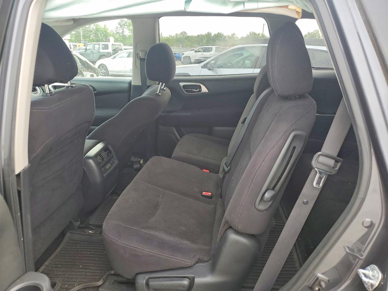 2013 NISSAN PATHFINDER S photo 19