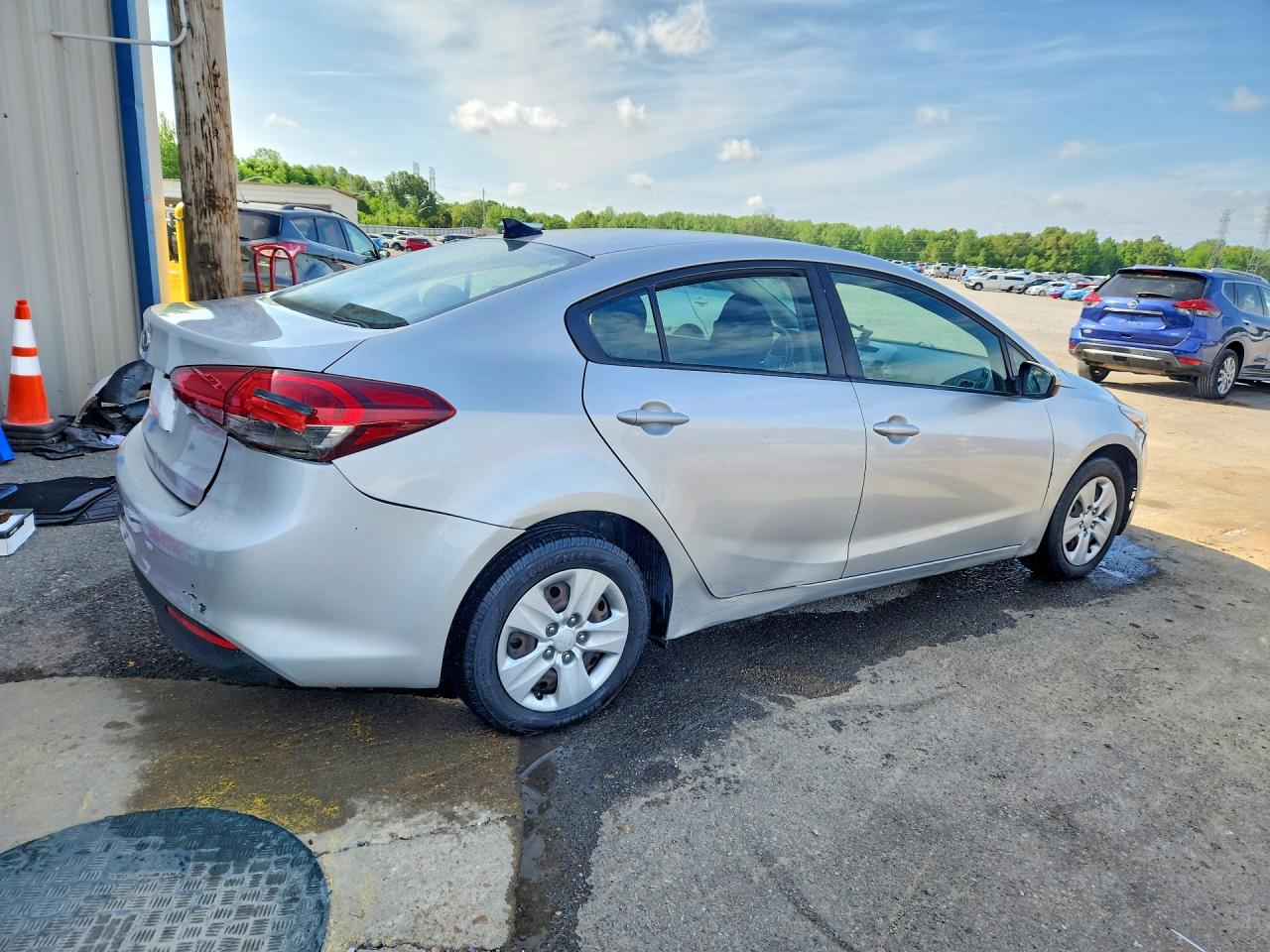 2018 KIA FORTE LX photo 5