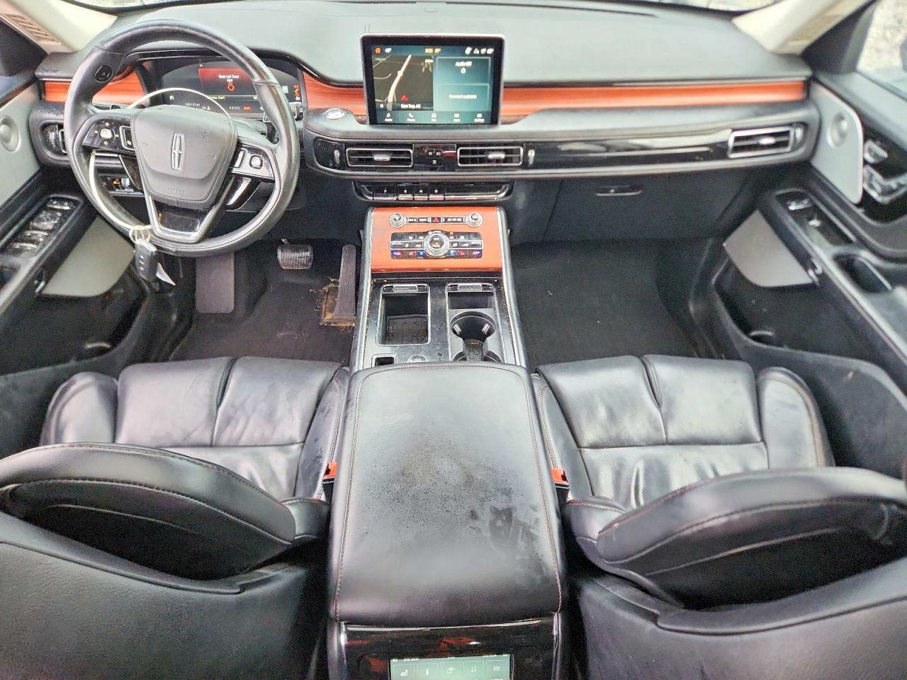 2021 LINCOLN AVIATOR RESERVE photo 15