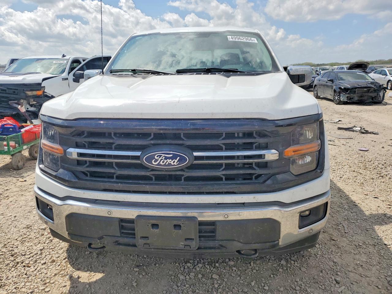 2024 FORD F150 XLT photo 9