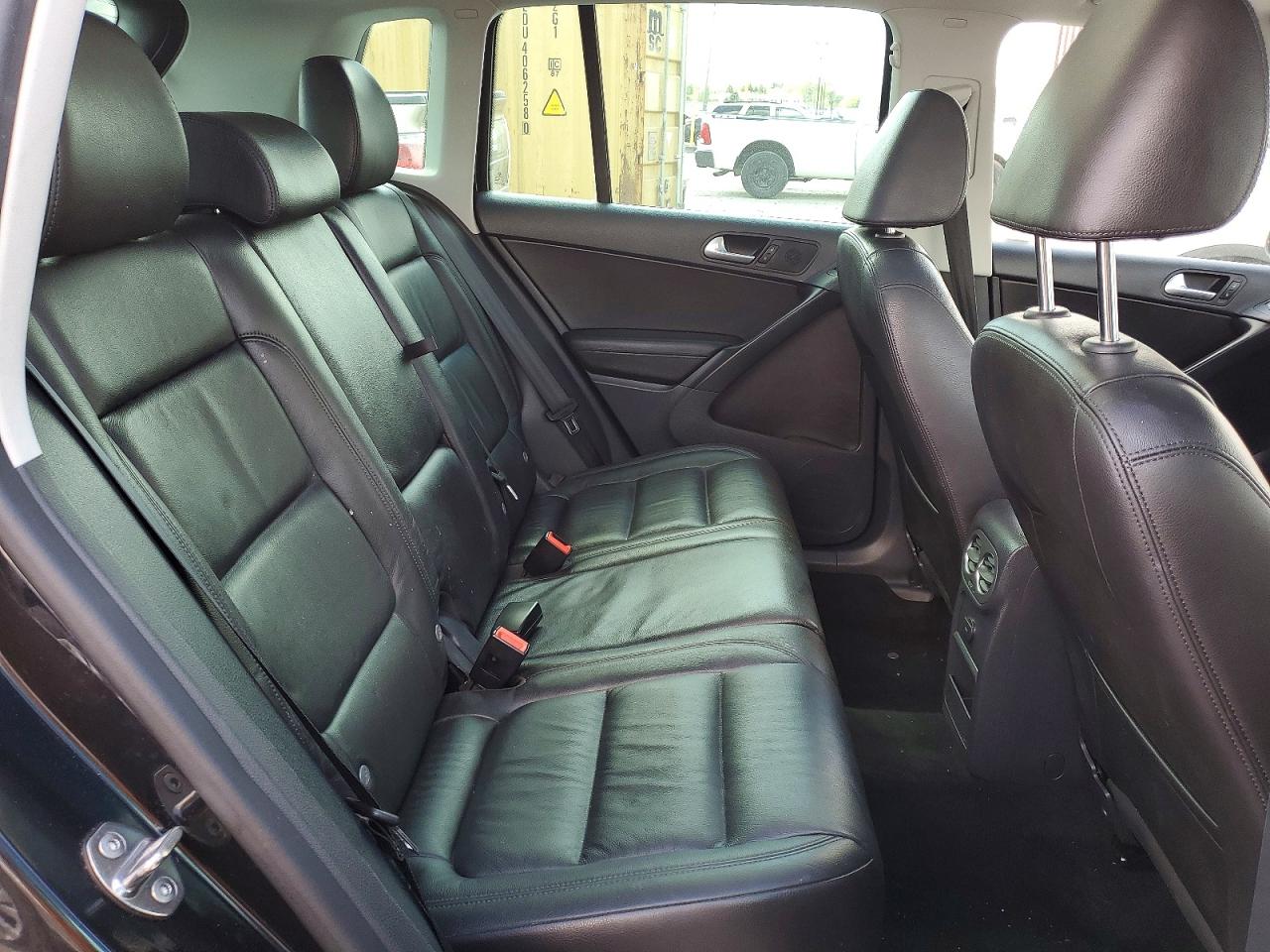 2017 VOLKSWAGEN TIGUAN SPORT photo 19
