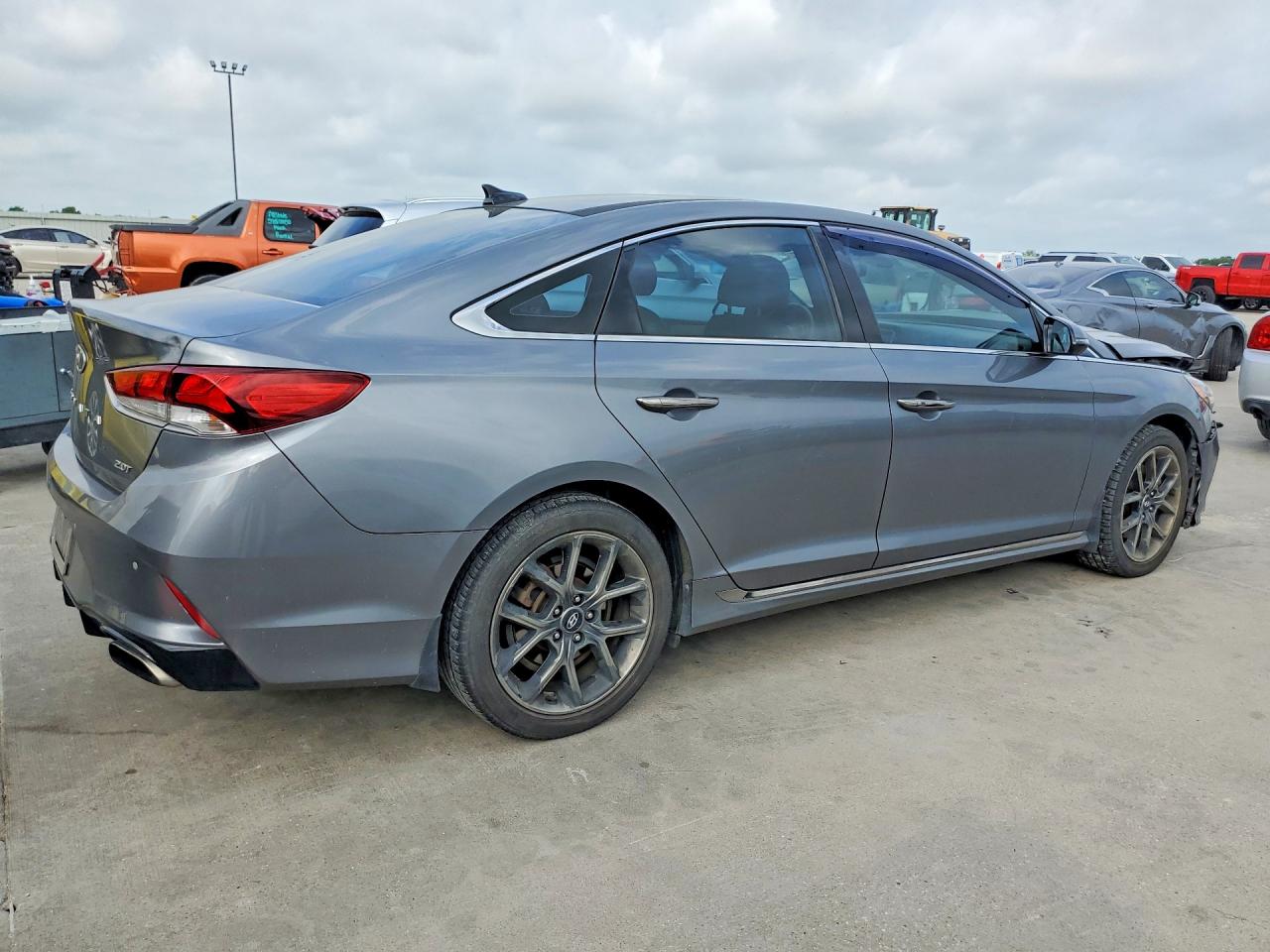 2018 HYUNDAI SONATA LIMITED 2.0T+ photo 7