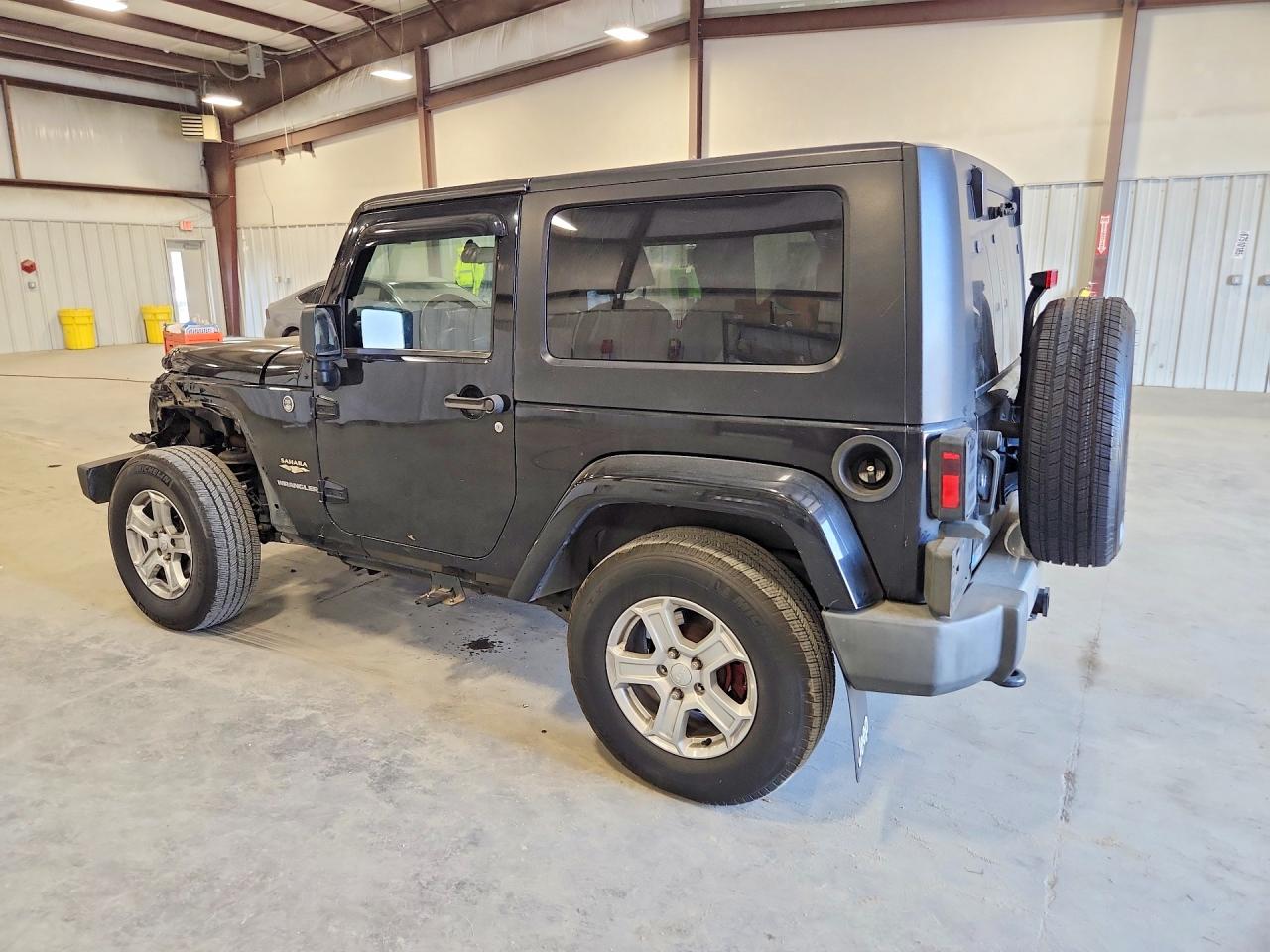 2009 JEEP WRANGLER SAHARA photo 4