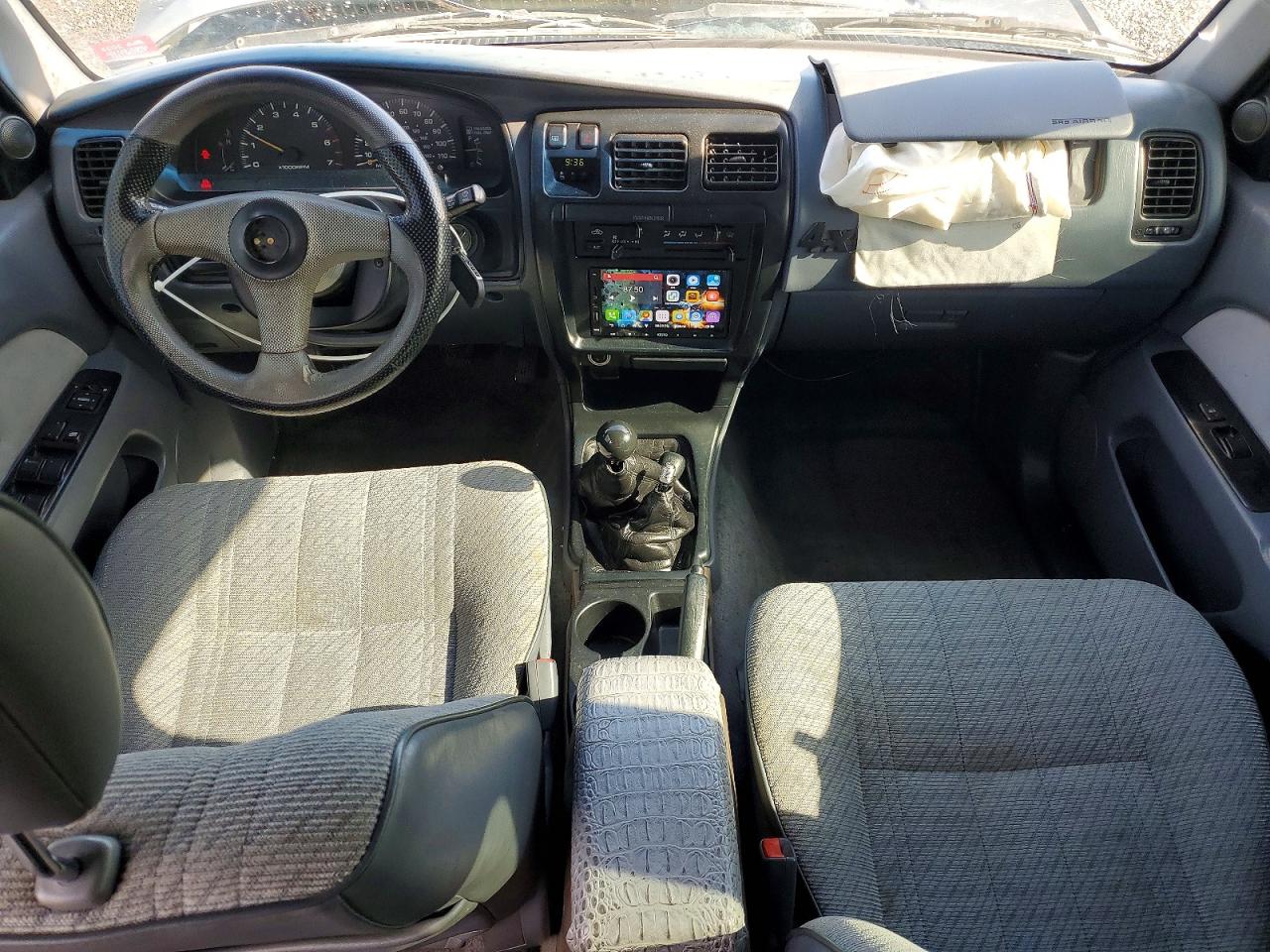 1997 TOYOTA 4RUNNER SR5 photo 8