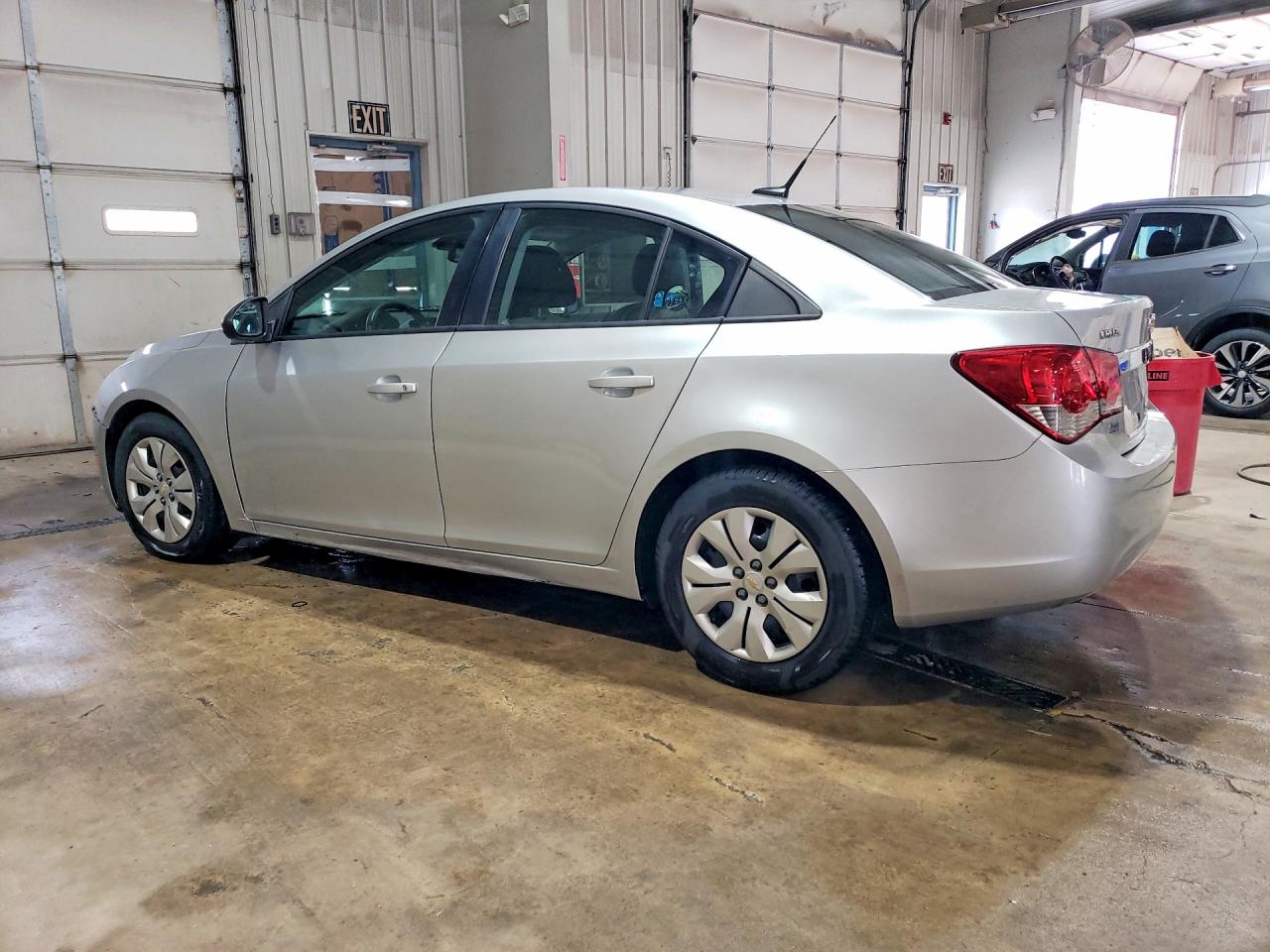 2014 CHEVROLET CRUZE LS photo 4