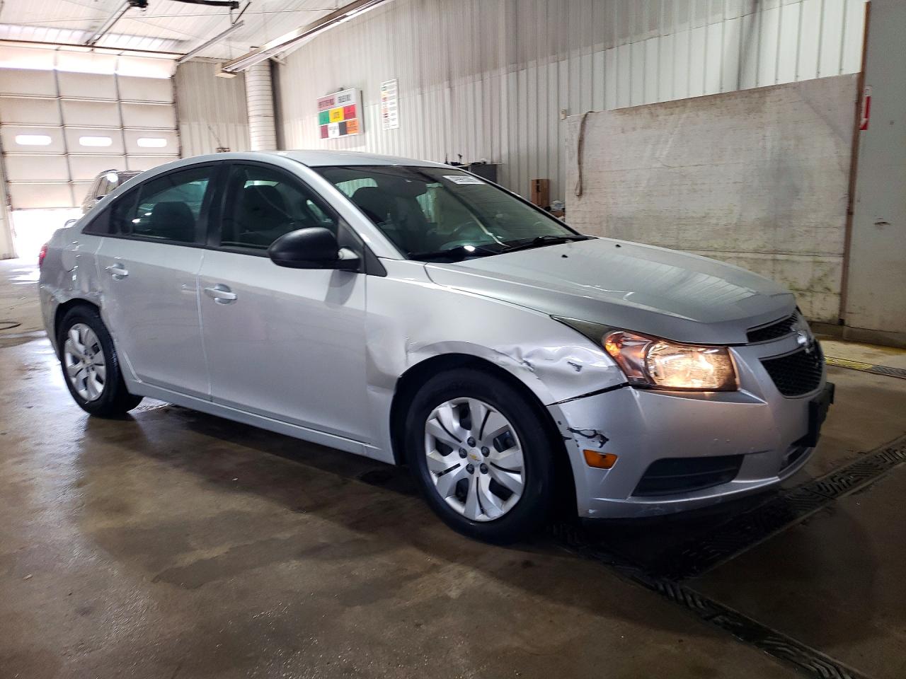 2014 CHEVROLET CRUZE LS photo 10
