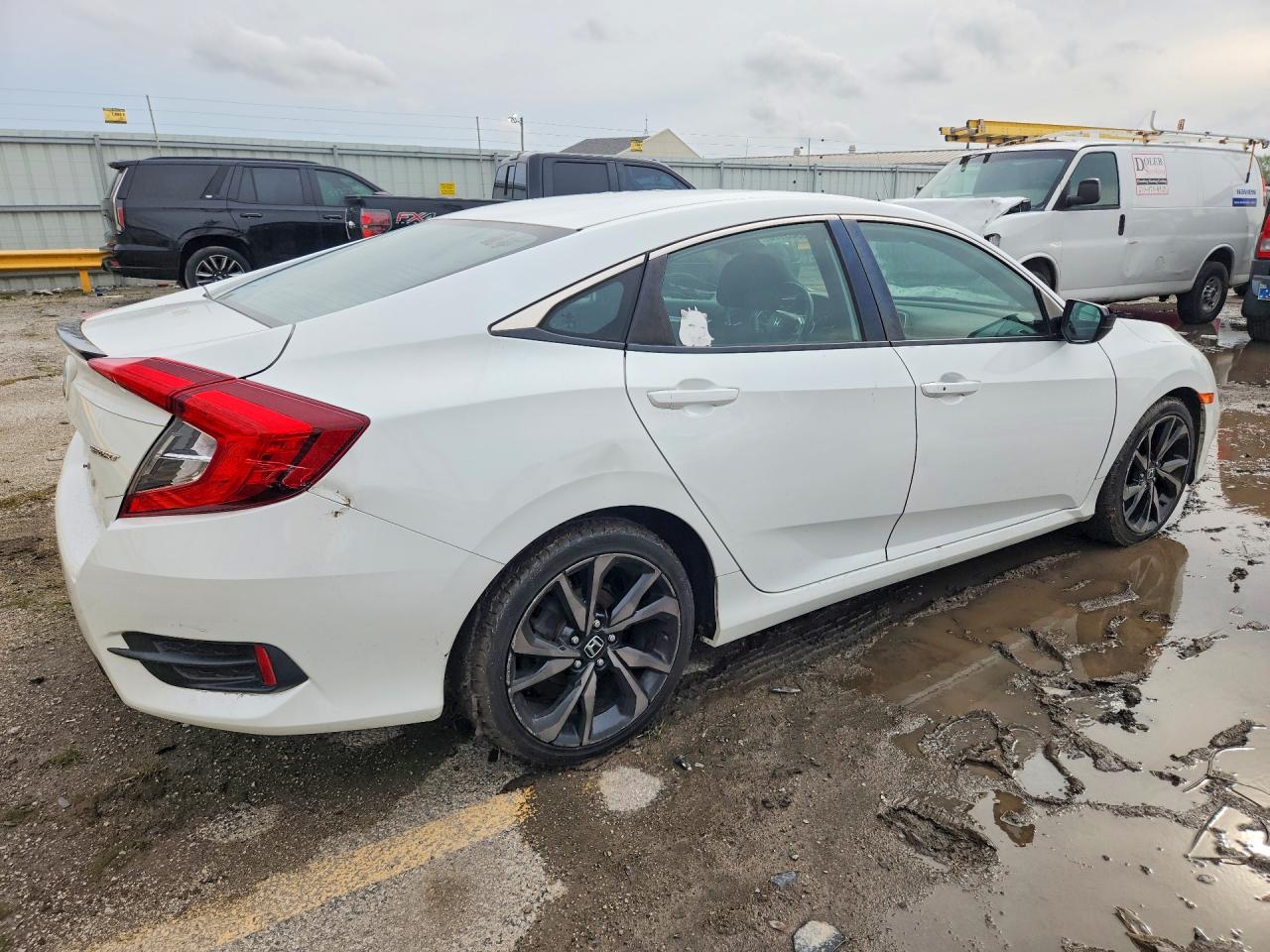2020 HONDA CIVIC SPORT photo 5