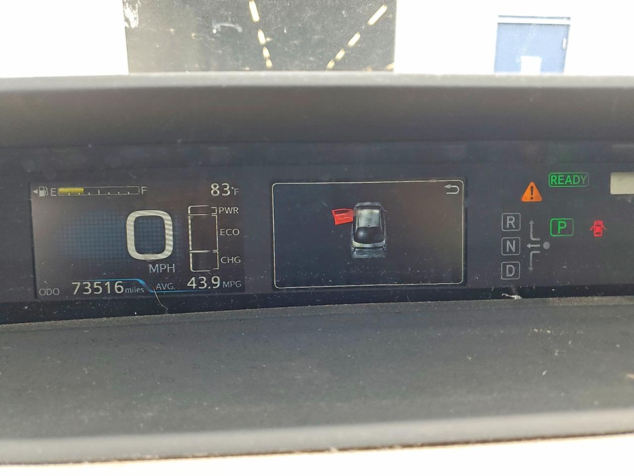 2018 TOYOTA PRIUS photo 17