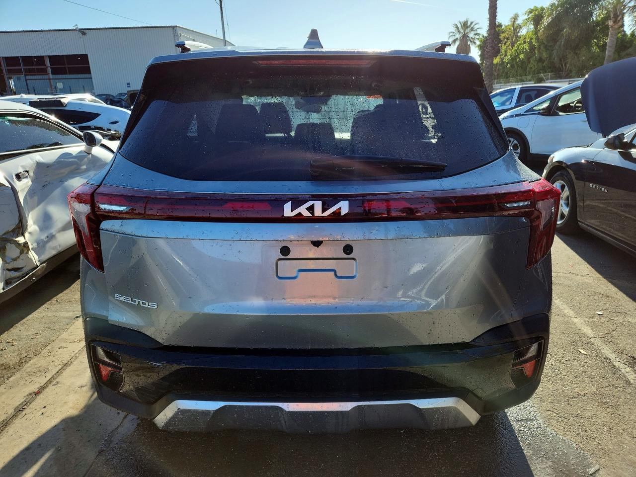 2025 KIA SELTOS S photo 11