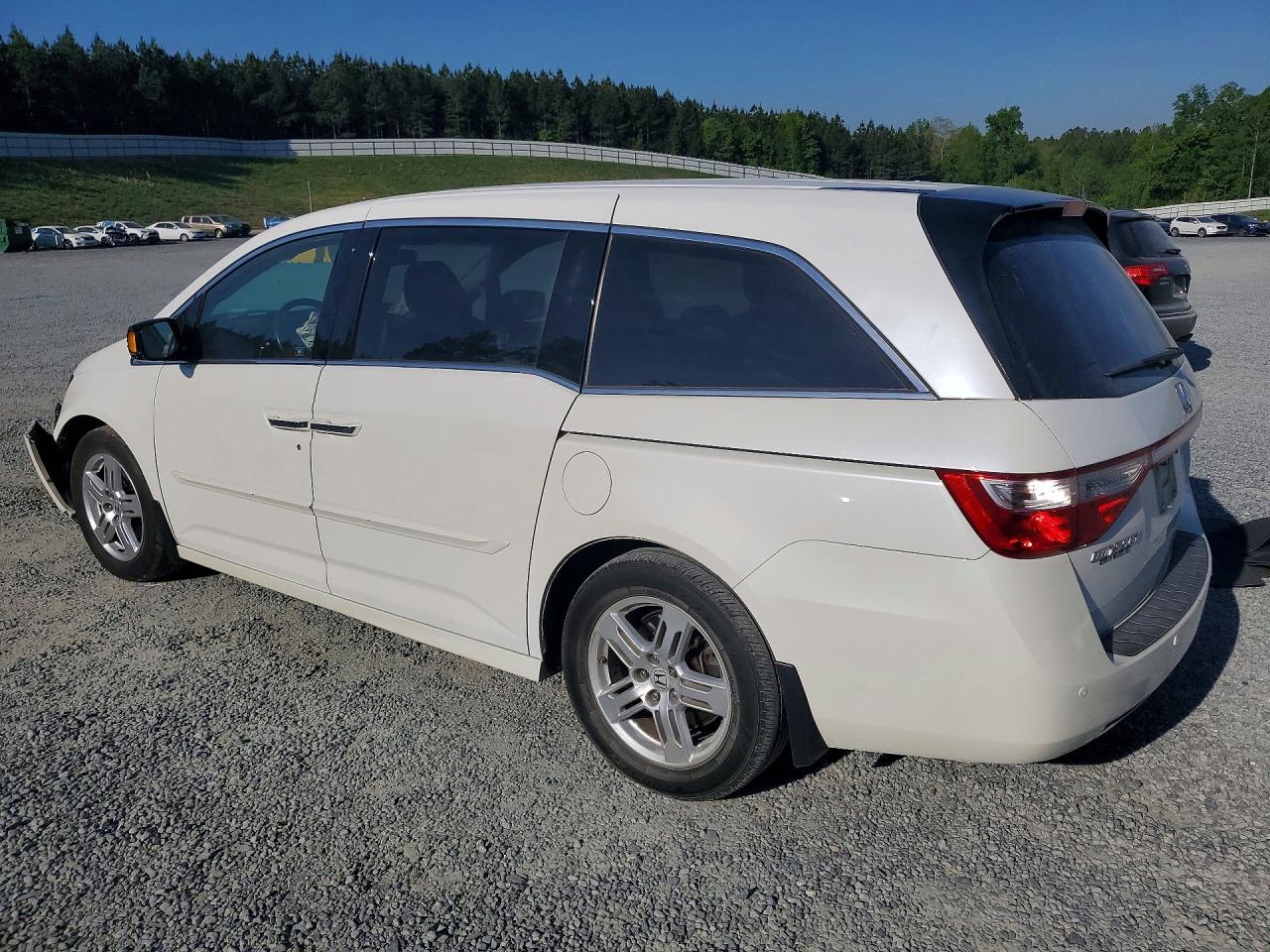 2012 HONDA ODYSSEY TOURING photo 4