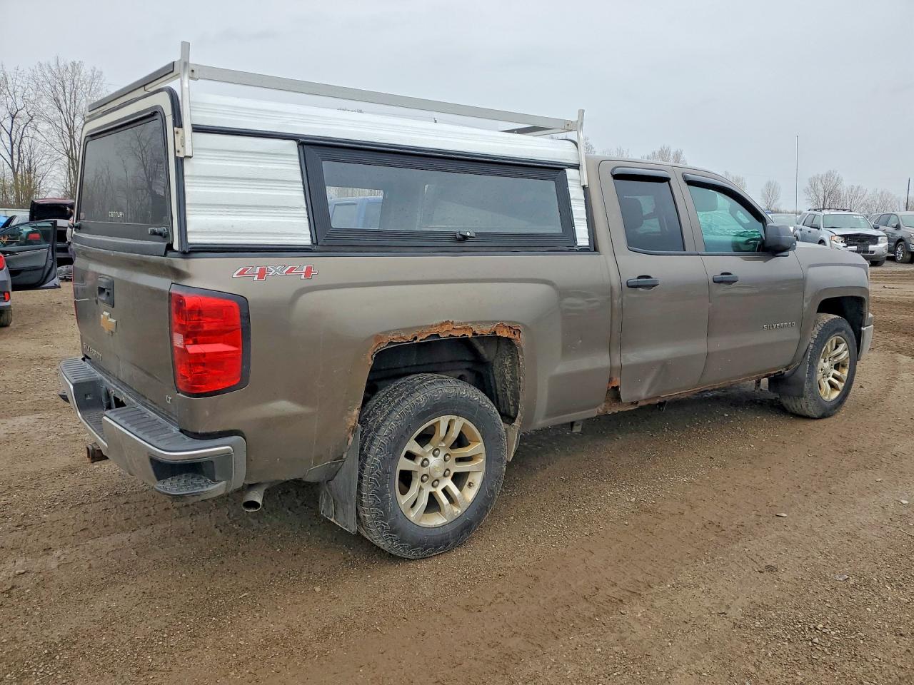 2014 CHEVROLET SILVERADO K1500 LT photo 3